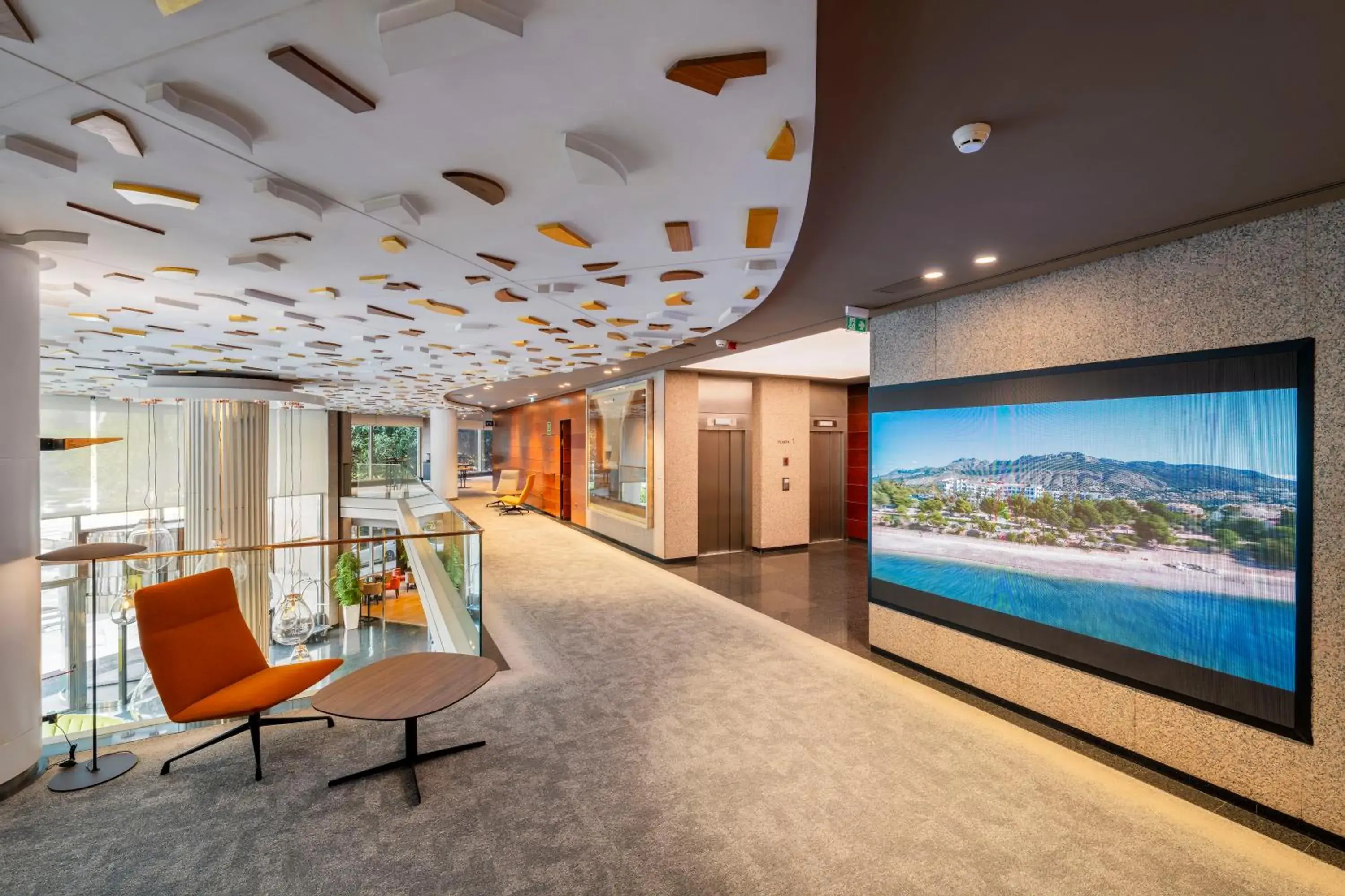 Property building in SH Valencia Palace Property building in SH Valencia Palace