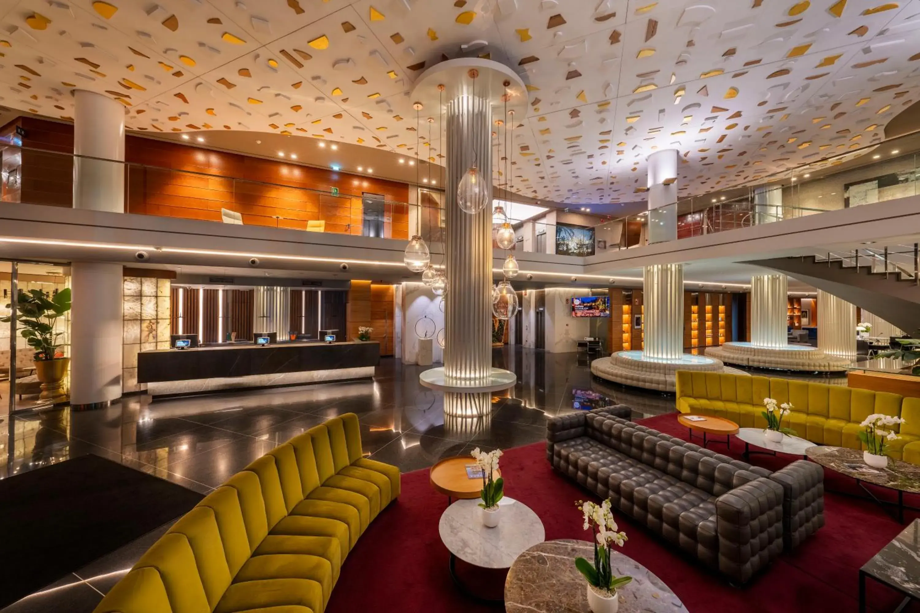 Lobby or reception in SH Valencia Palace Lobby or reception in SH Valencia Palace