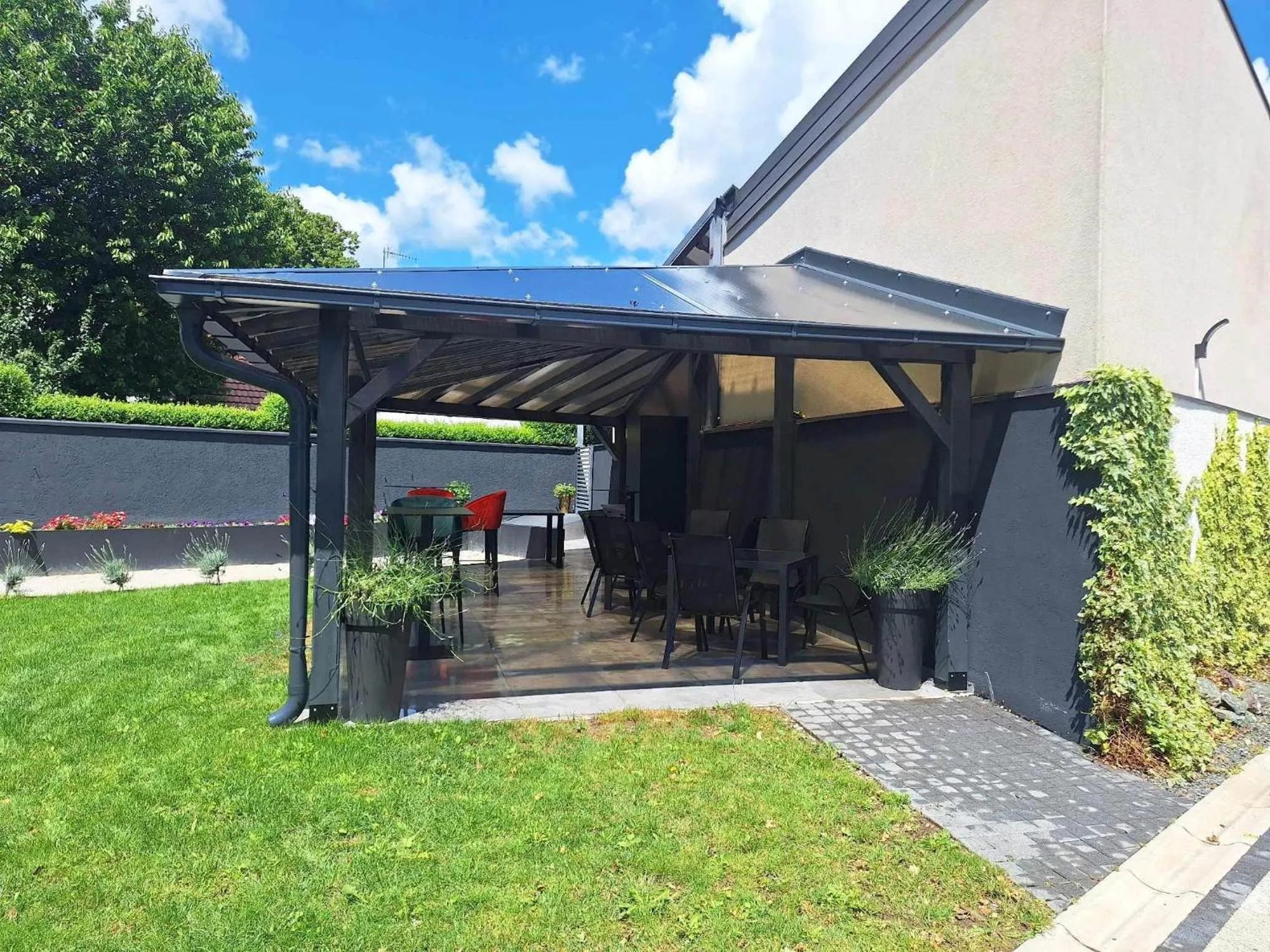 Entertainment in Arcobaleno Apartments & Rooms