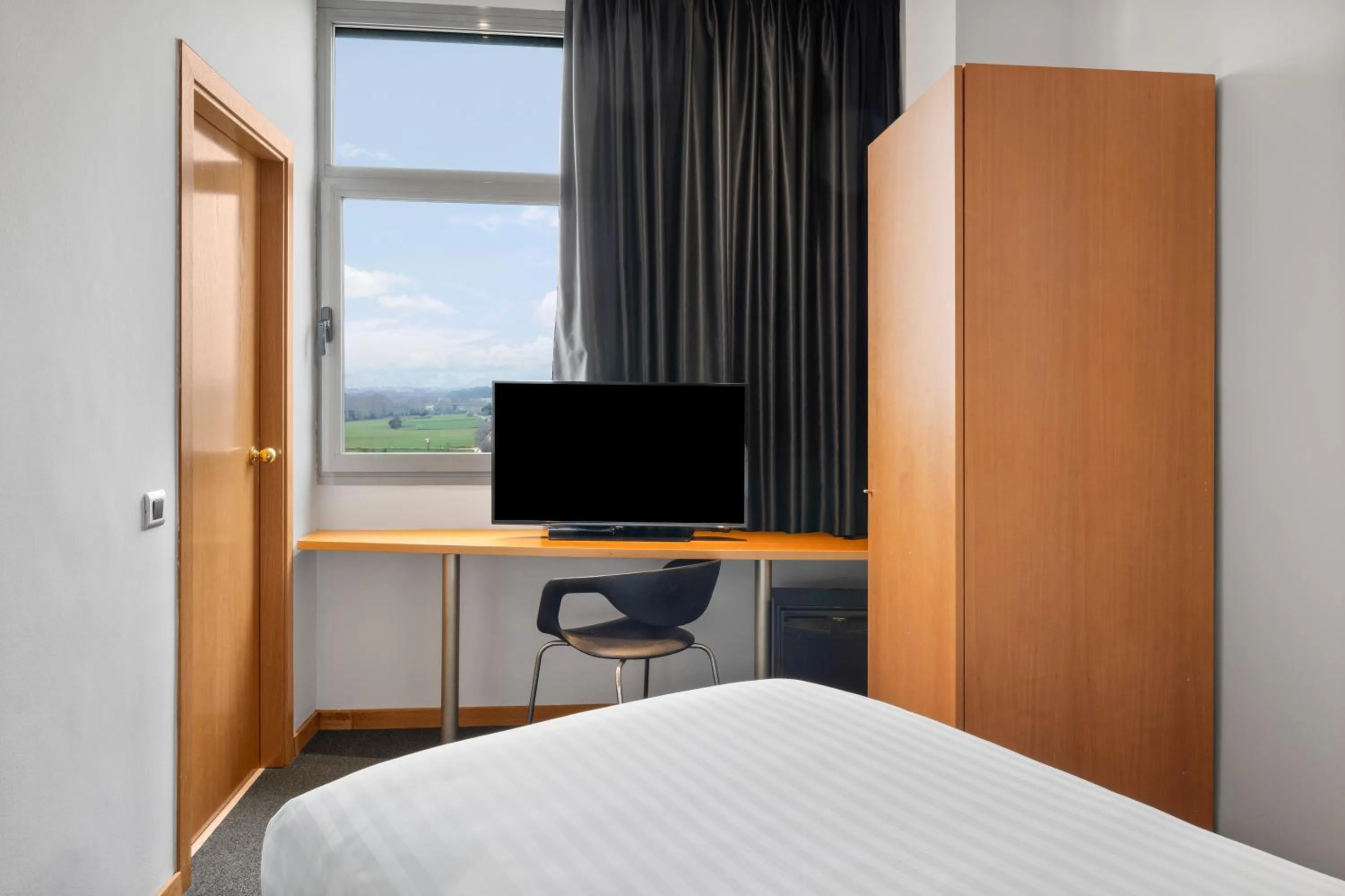 Bed in B&B HOTEL Barcelona Mollet Porta de Gallecs