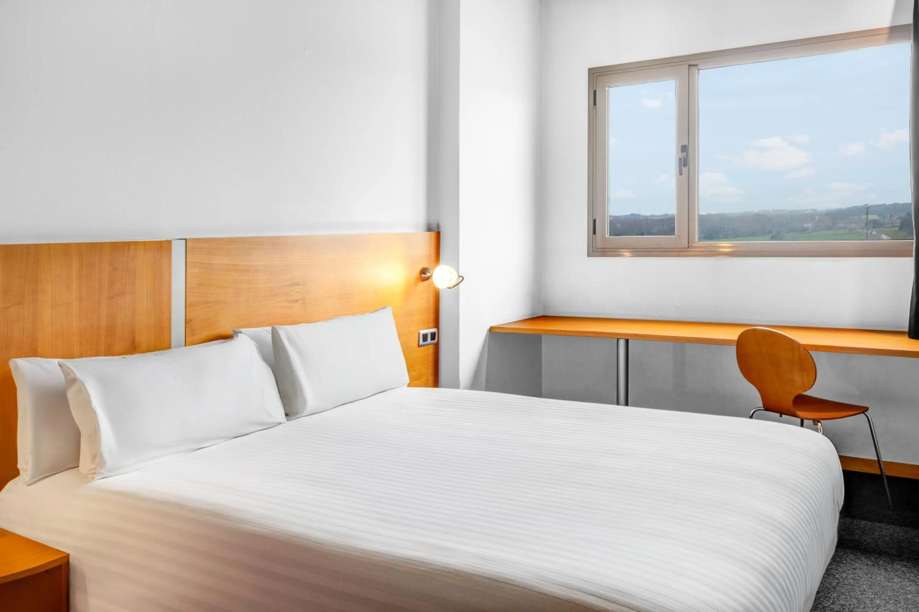 Bed in B&B HOTEL Barcelona Mollet Porta de Gallecs