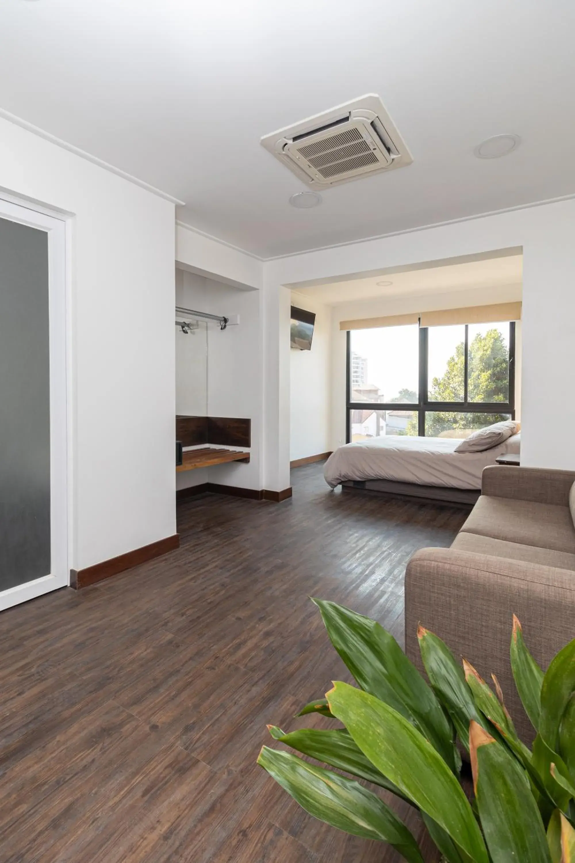 Deluxe Room (2 Adults + 1 Child) in Hotel Boutique Ossido Nero Deluxe Room (2 Adults + 1 Child) in Hotel Boutique Ossido Nero