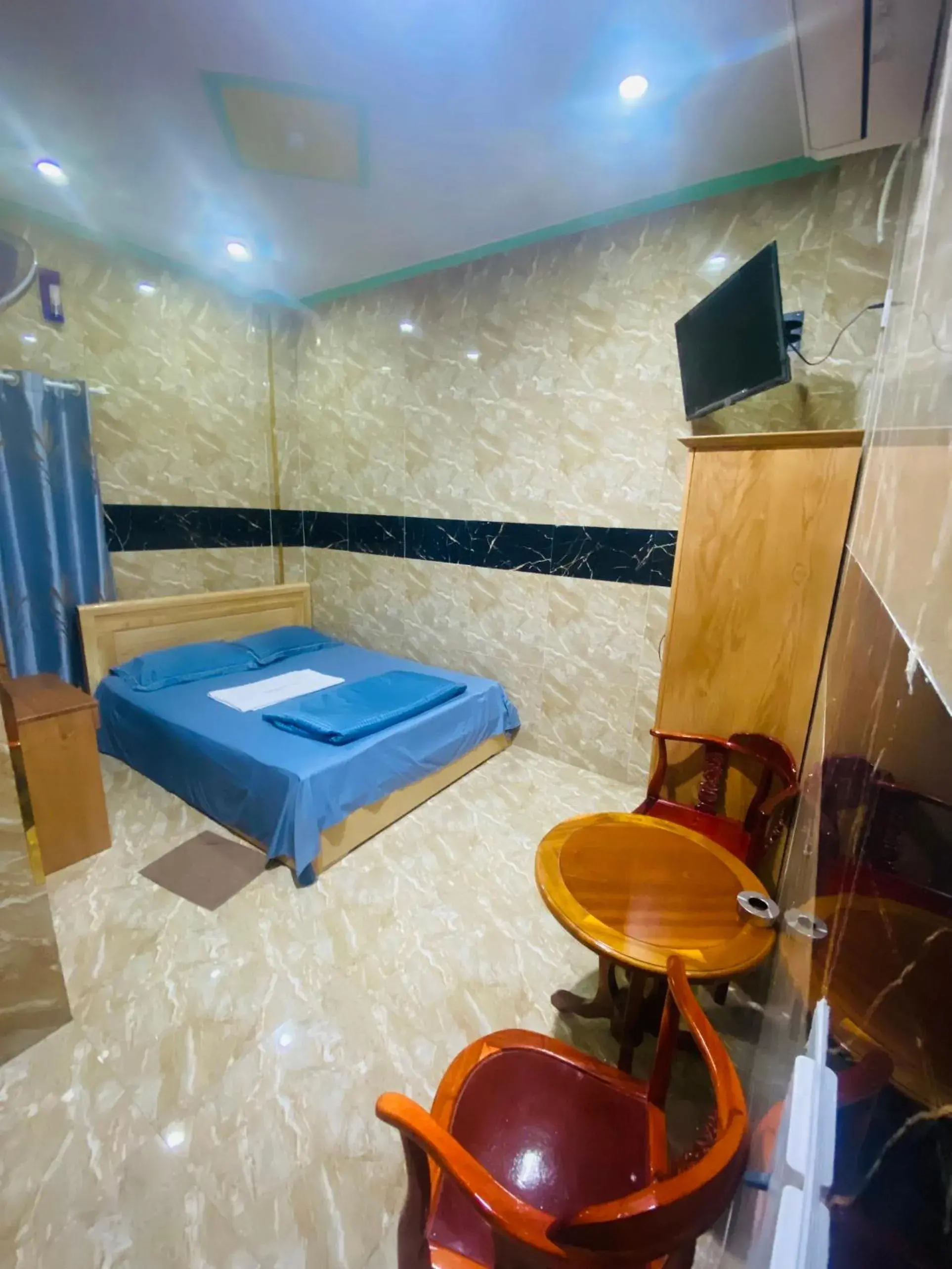 Bedroom, Bed in Khách Sạn Khánh Bình - Bình Dương Bedroom, Bed in Khách Sạn Khánh Bình - Bình Dương