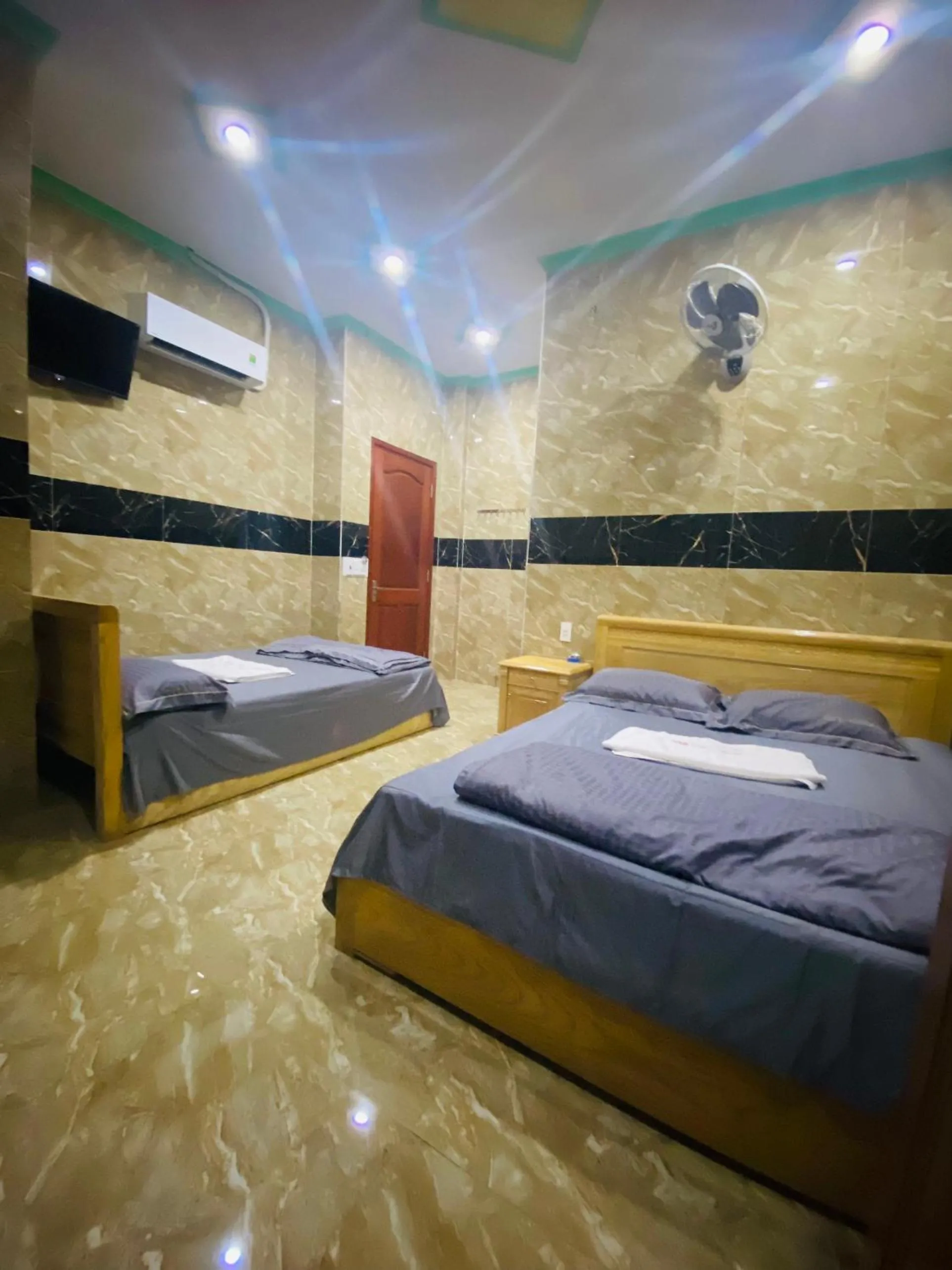 Bed in Khách Sạn Khánh Bình - Bình Dương