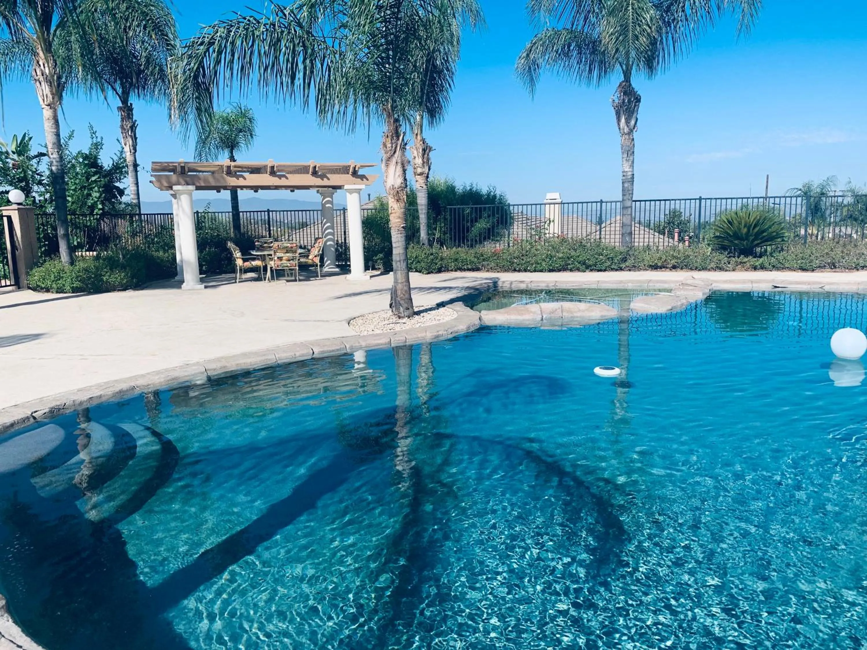 High End Triplex with Pool