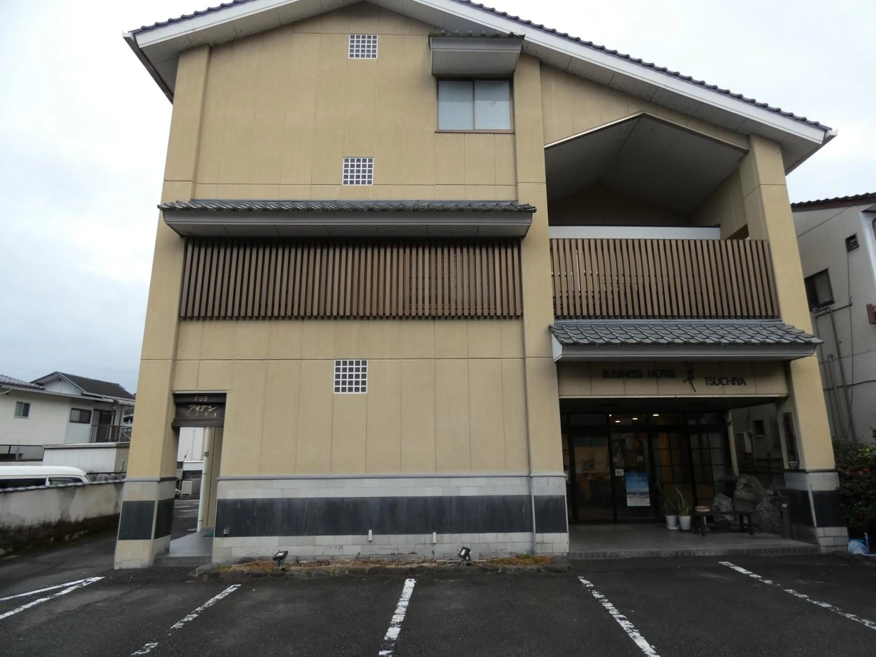Property building in Hotel Tsuchiya