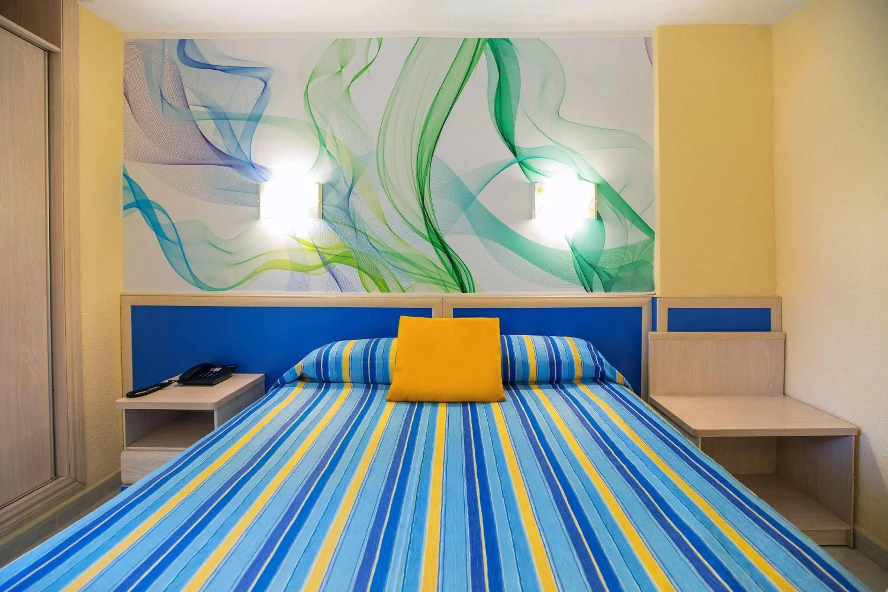 Photo of the whole room, Bed in Hotel Servigroup Rialto Photo of the whole room, Bed in Hotel Servigroup Rialto