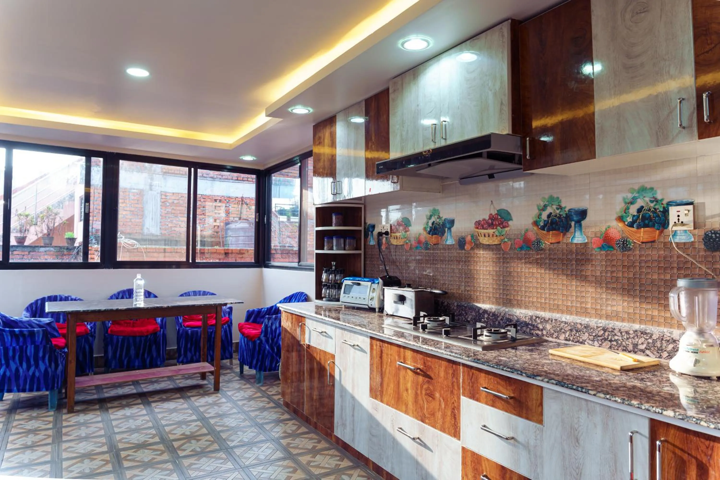 Kitchen or kitchenette in Sweet Inn