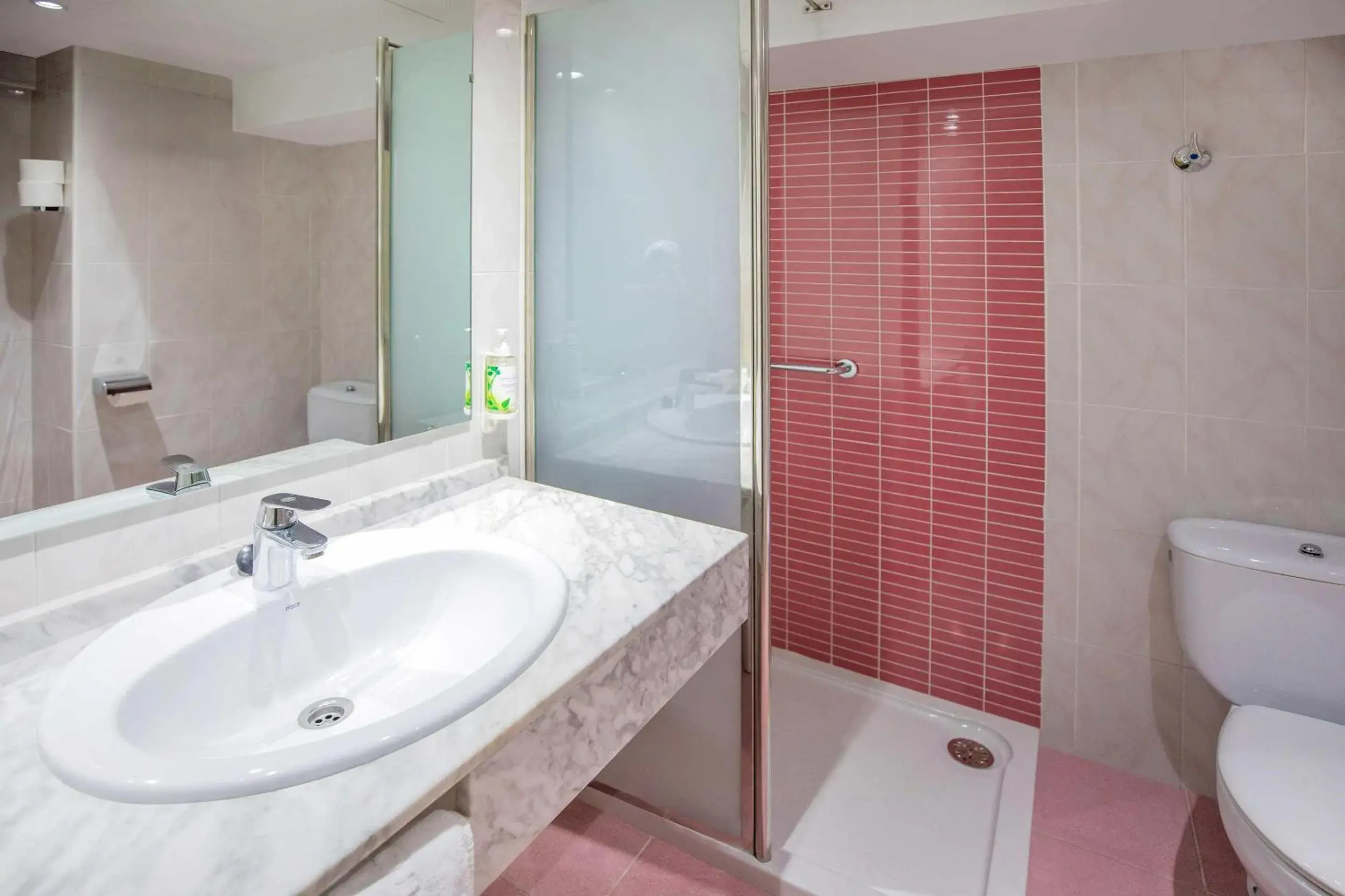 Double or Twin Room with Sea View in Hotel Servigroup Torre Dorada Double or Twin Room with Sea View in Hotel Servigroup Torre Dorada