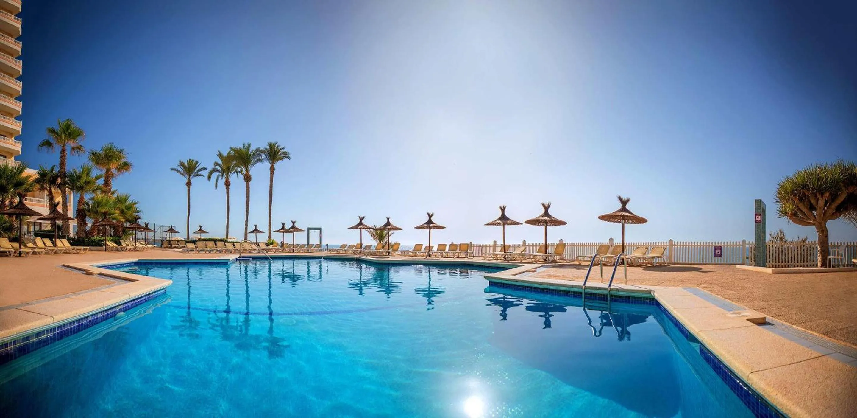 Swimming pool in Hotel Servigroup La Zenia 4 Sup