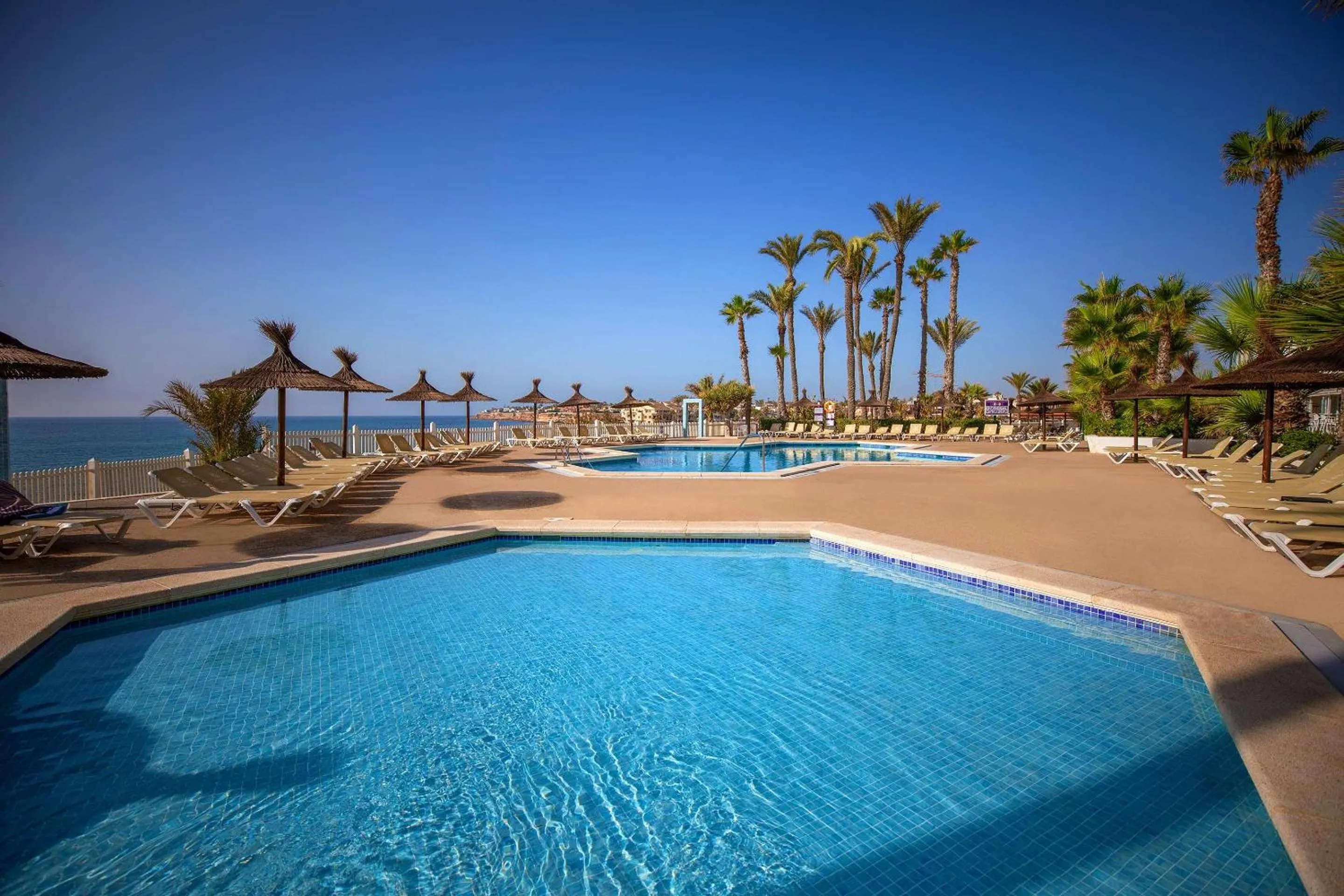 Swimming pool in Hotel Servigroup La Zenia 4 Sup
