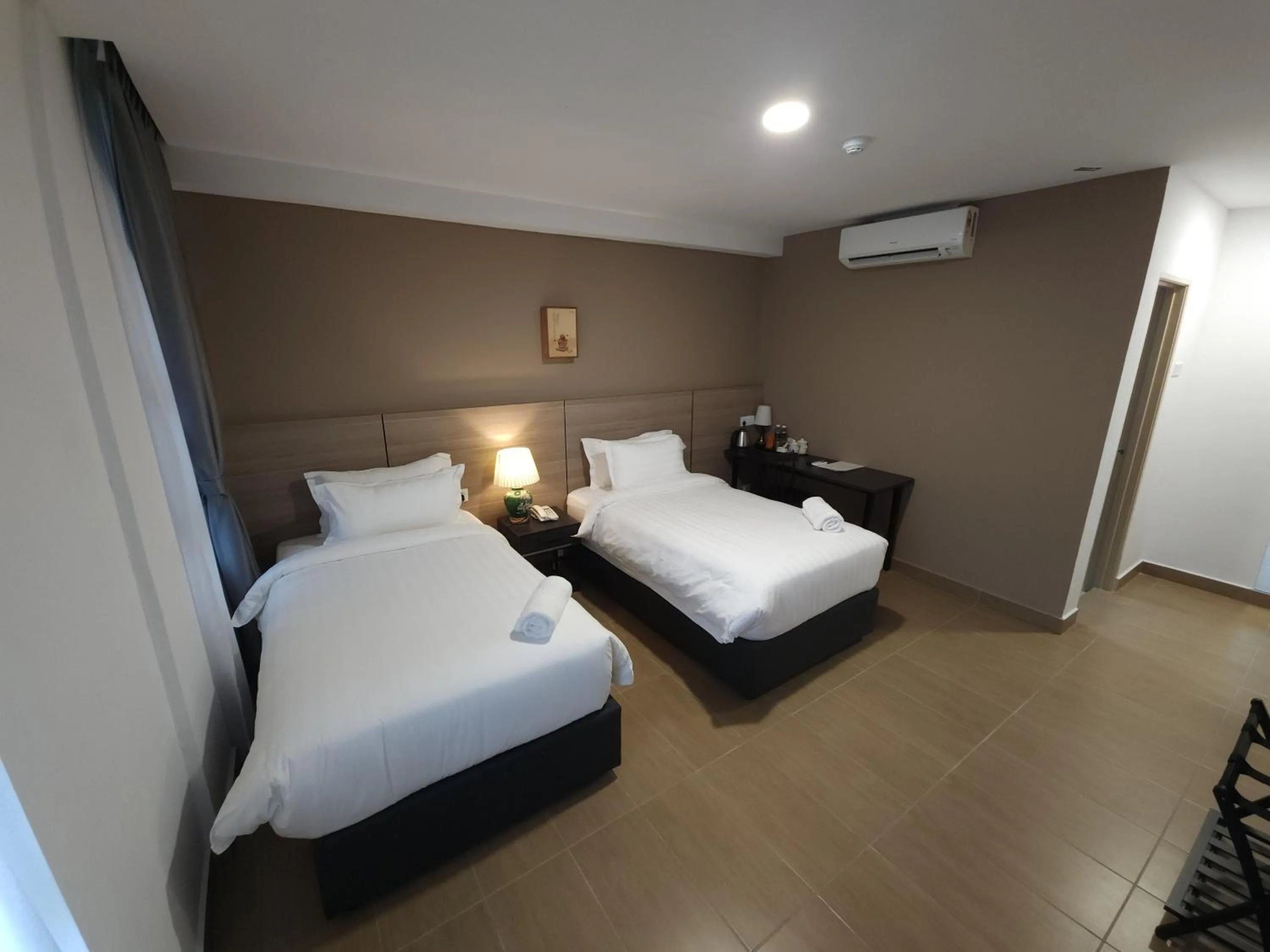 Bed in Yu Hotel Chinatown