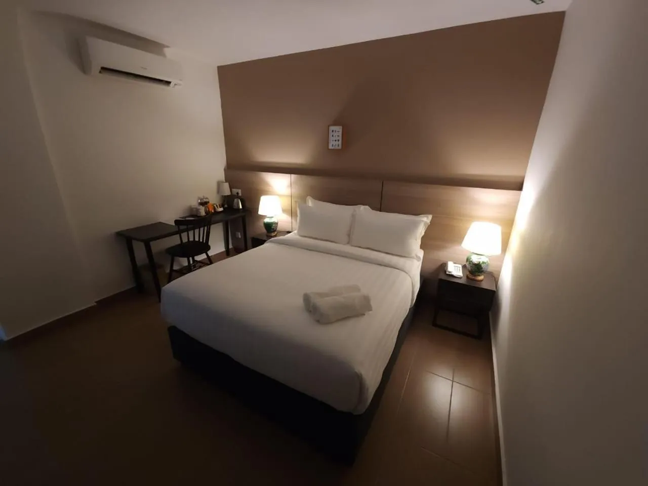 Bedroom, Bed in Yu Hotel Chinatown