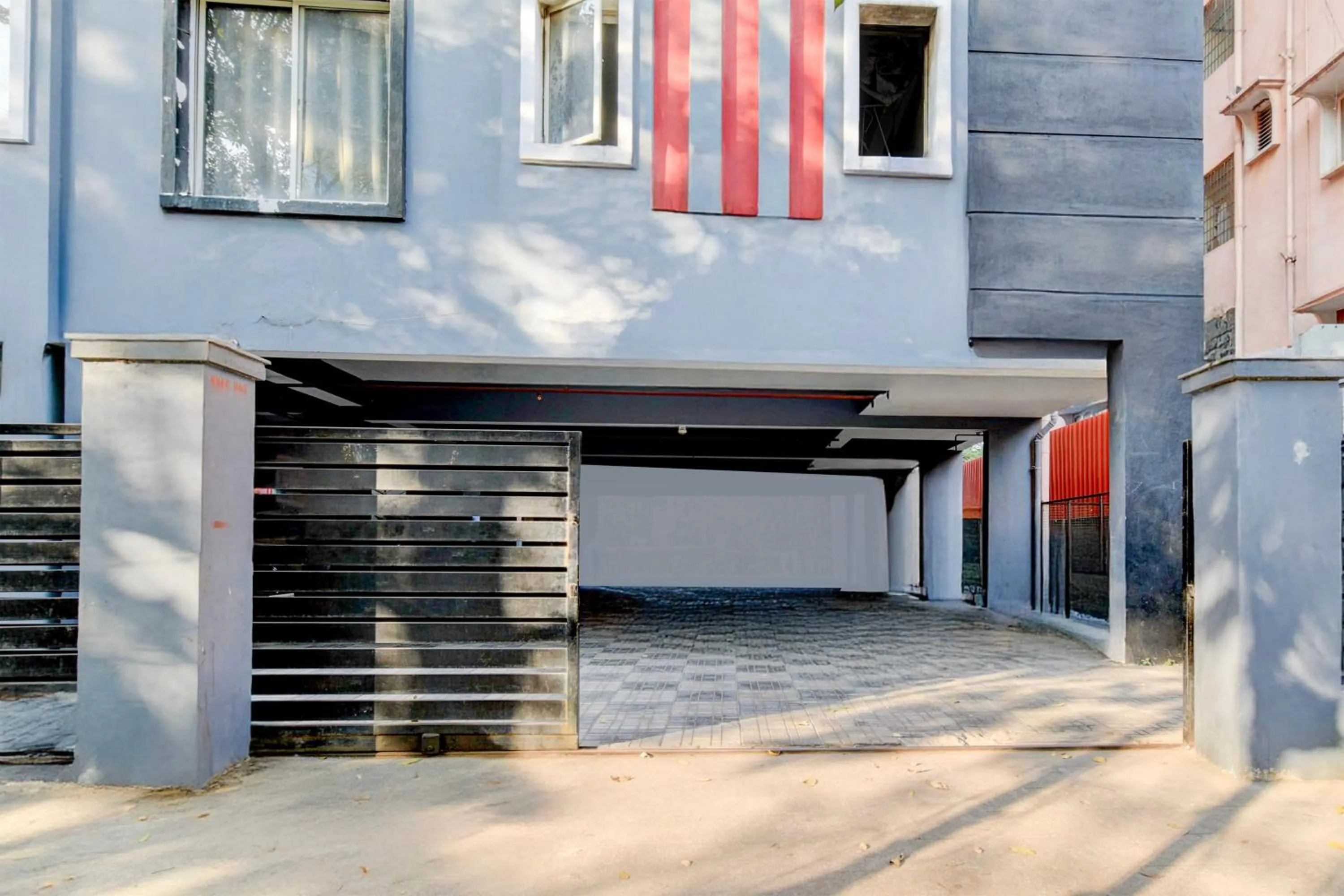 Facade/entrance in Super Townhouse SR Nagar Metro Station Hyderabad