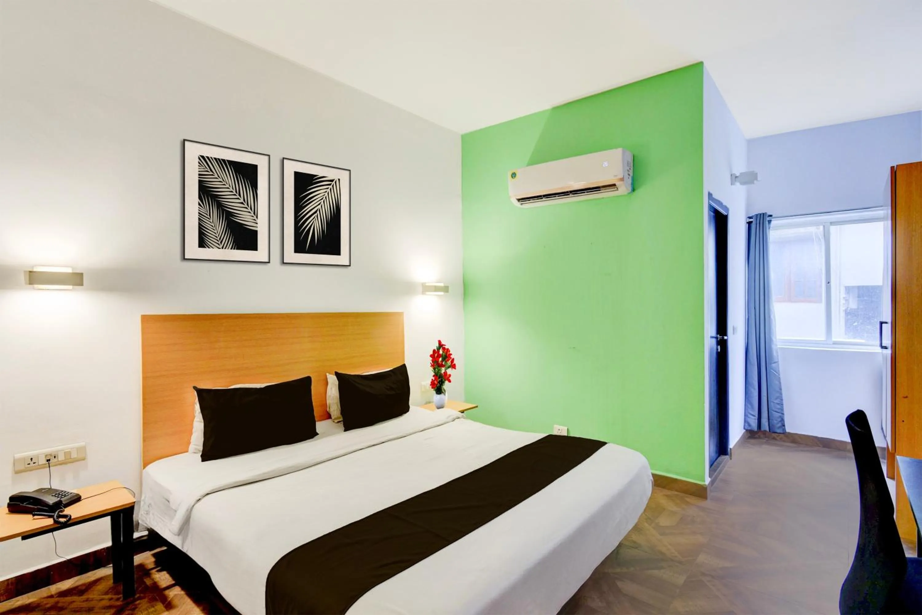 Bedroom, Bed in Super Townhouse SR Nagar Metro Station Hyderabad