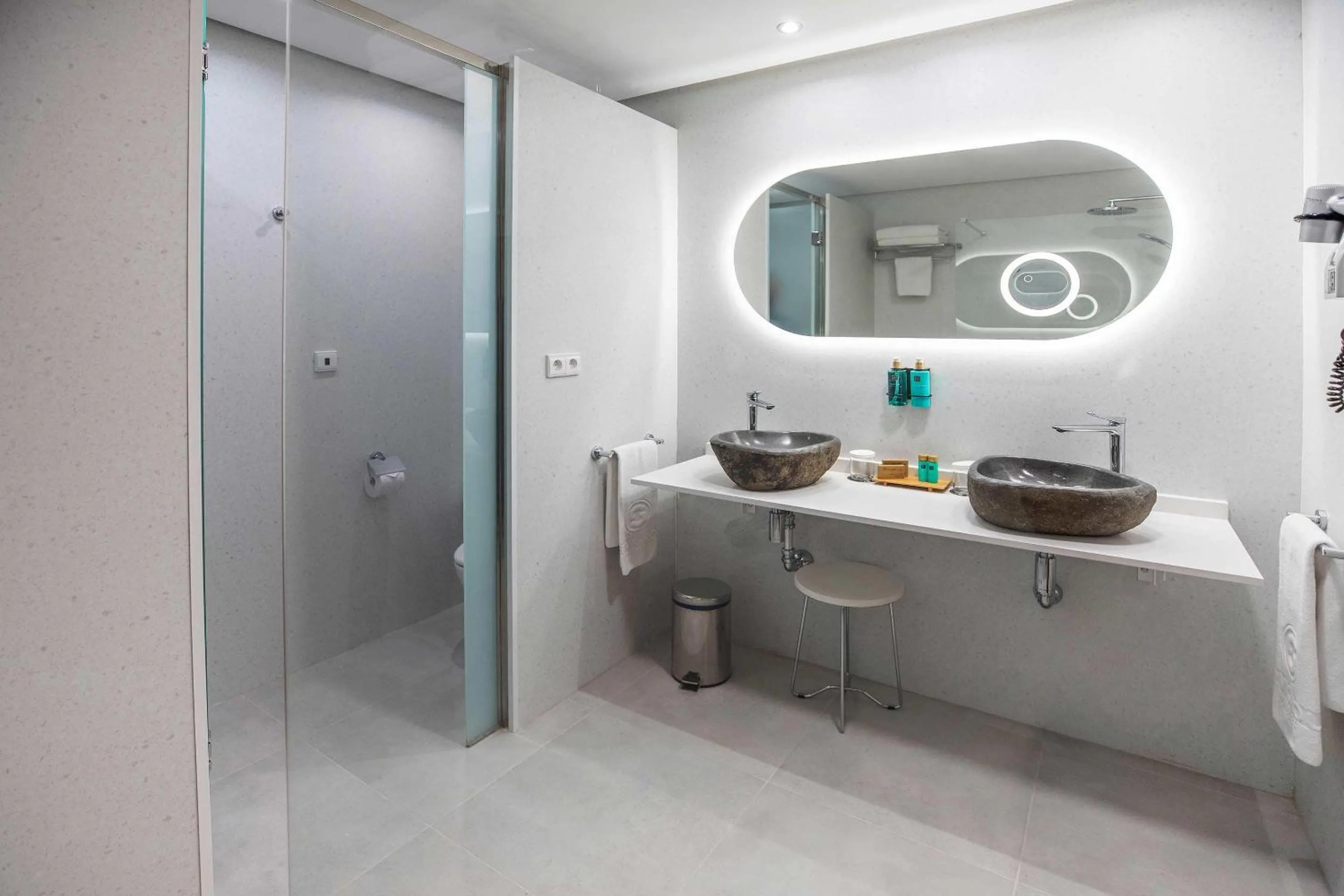 Bathroom in Hotel Servigroup Montíboli