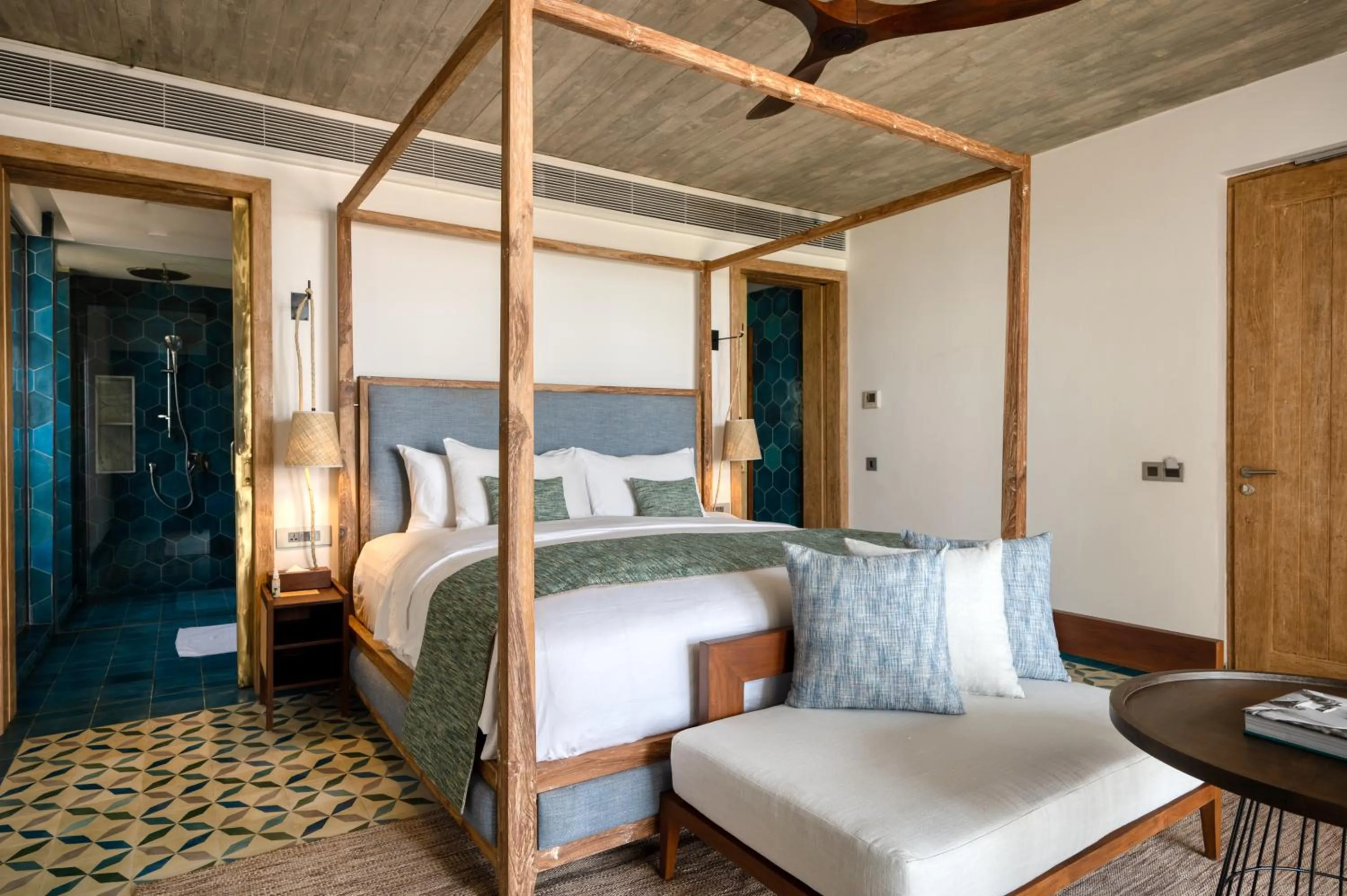 Bedroom, Bed in Ahu Bay