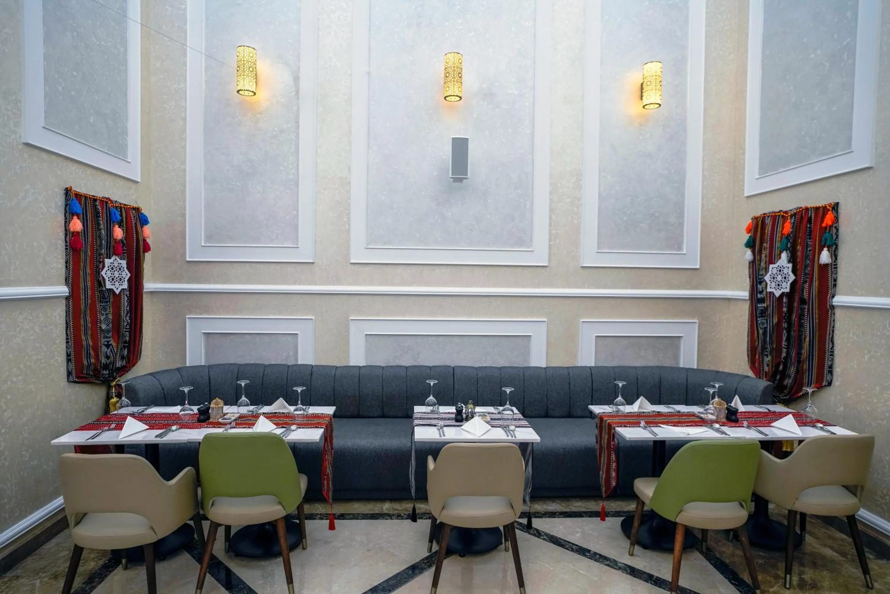 Restaurant/places to eat in La Maison Hotel Doha