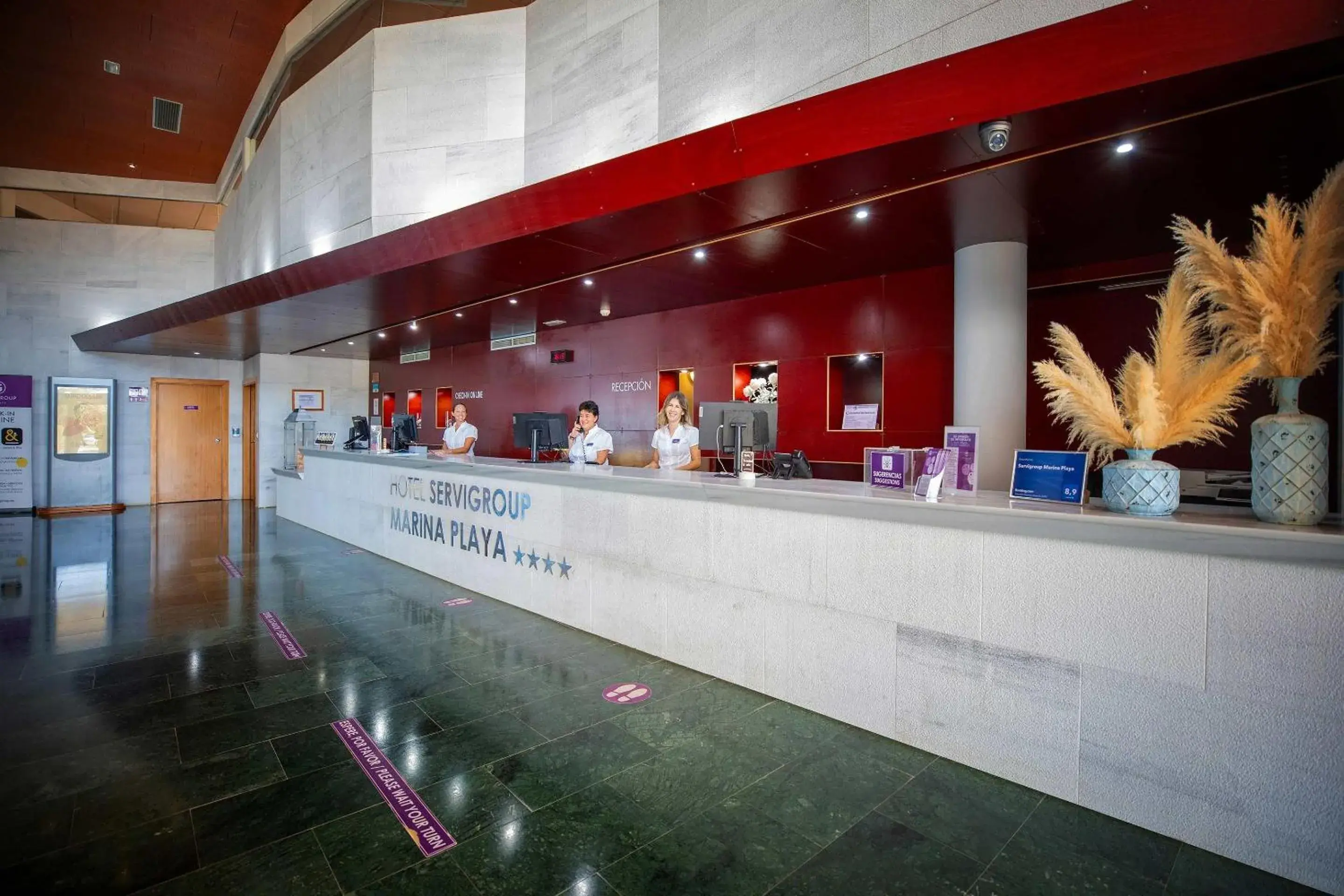 Lobby or reception in Hotel Servigroup Marina Playa Lobby or reception in Hotel Servigroup Marina Playa