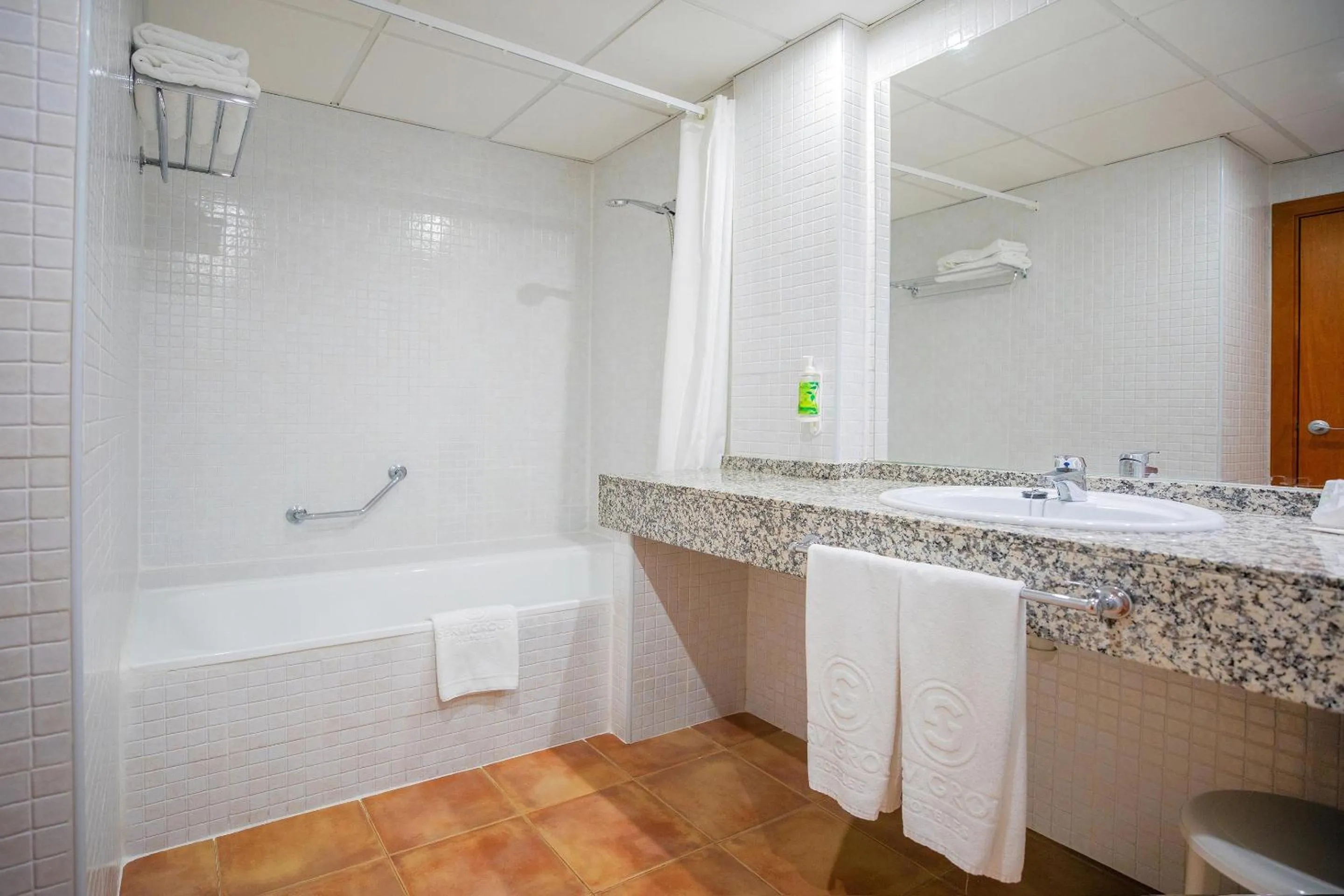 Bathroom in Hotel Servigroup Marina Playa