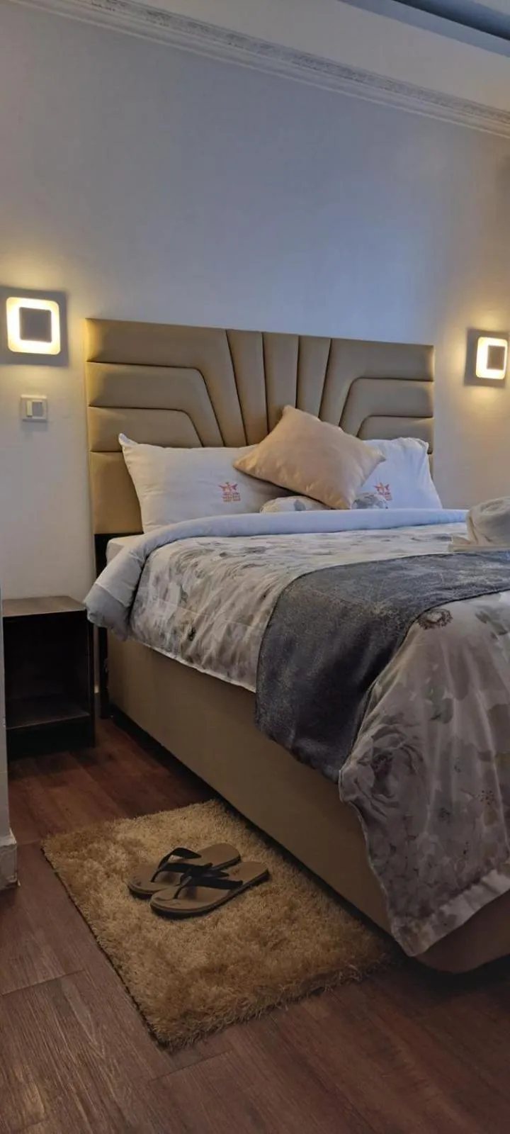 Hellenis Guest House