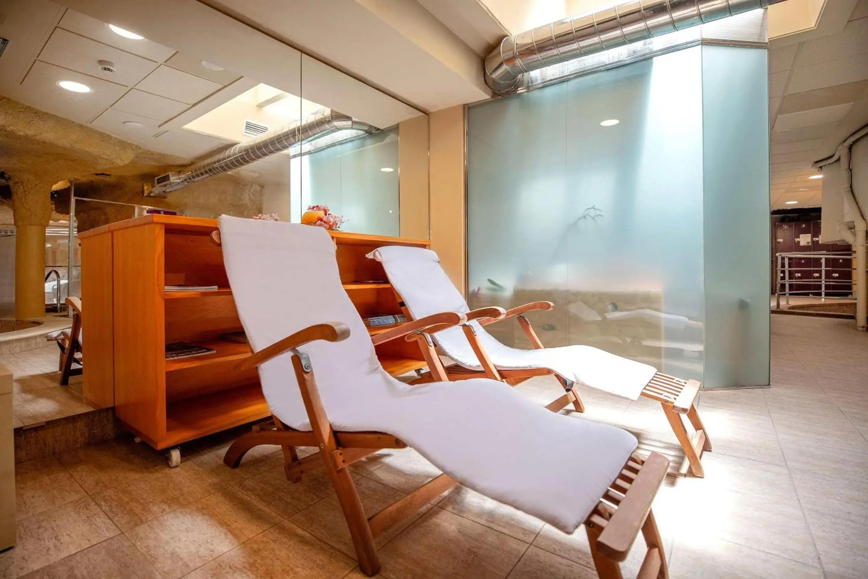 Spa and wellness centre/facilities in Hotel Servigroup Diplomatic 4 Sup Spa and wellness centre/facilities in Hotel Servigroup Diplomatic 4 Sup