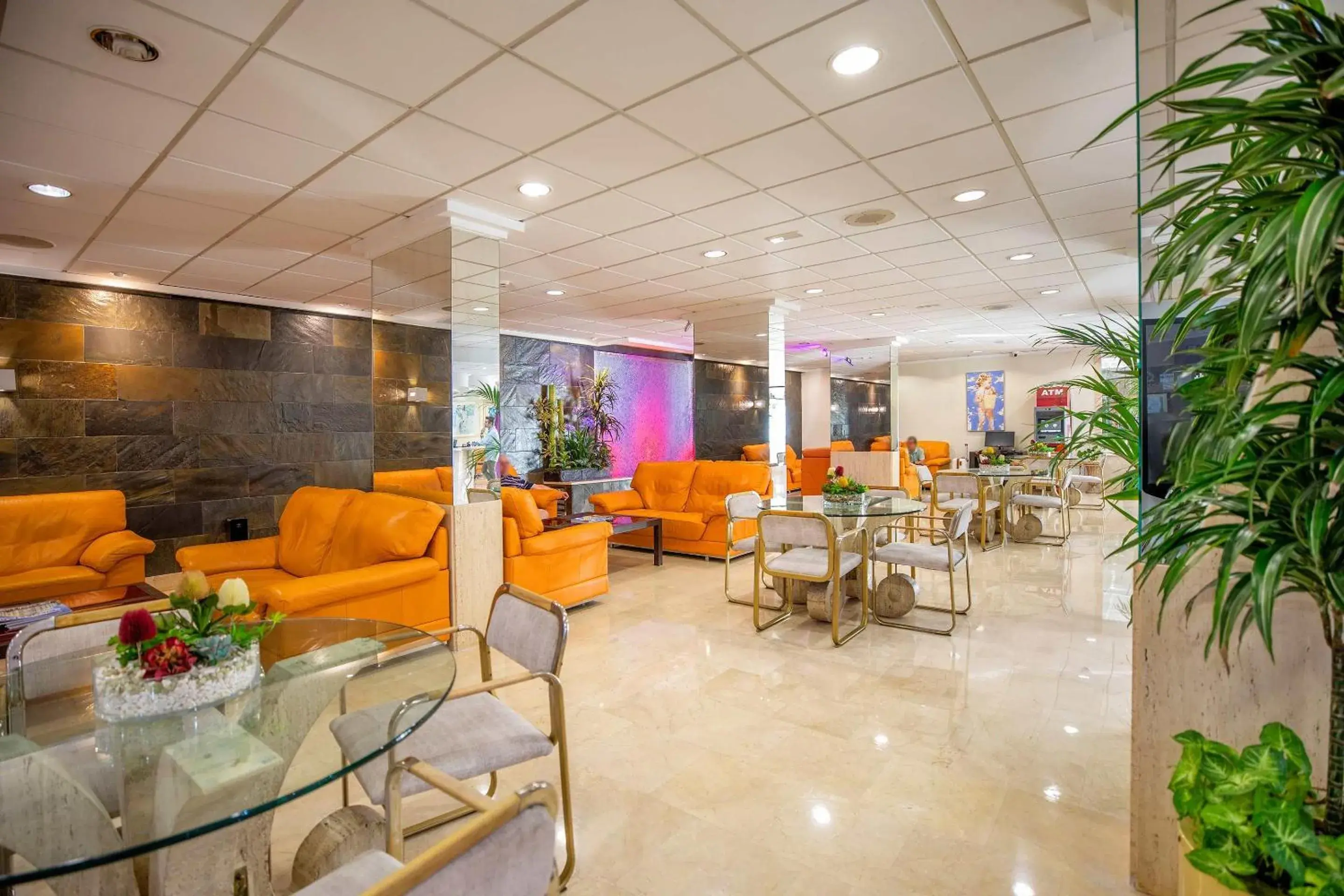 Lobby or reception in Hotel Servigroup Diplomatic 4 Sup Lobby or reception in Hotel Servigroup Diplomatic 4 Sup