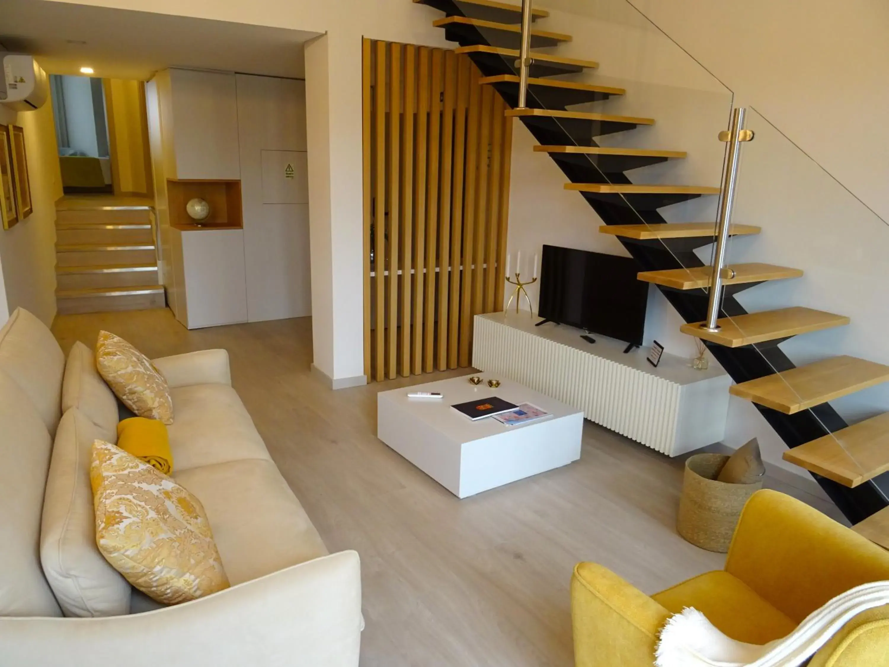 Duplex Apartment in Burgo House Duplex Apartment in Burgo House
