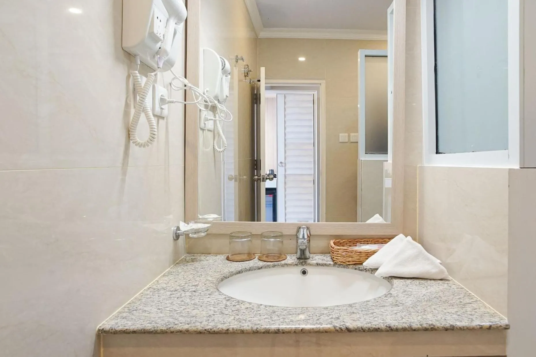Bathroom in Hotel Villa Emitta