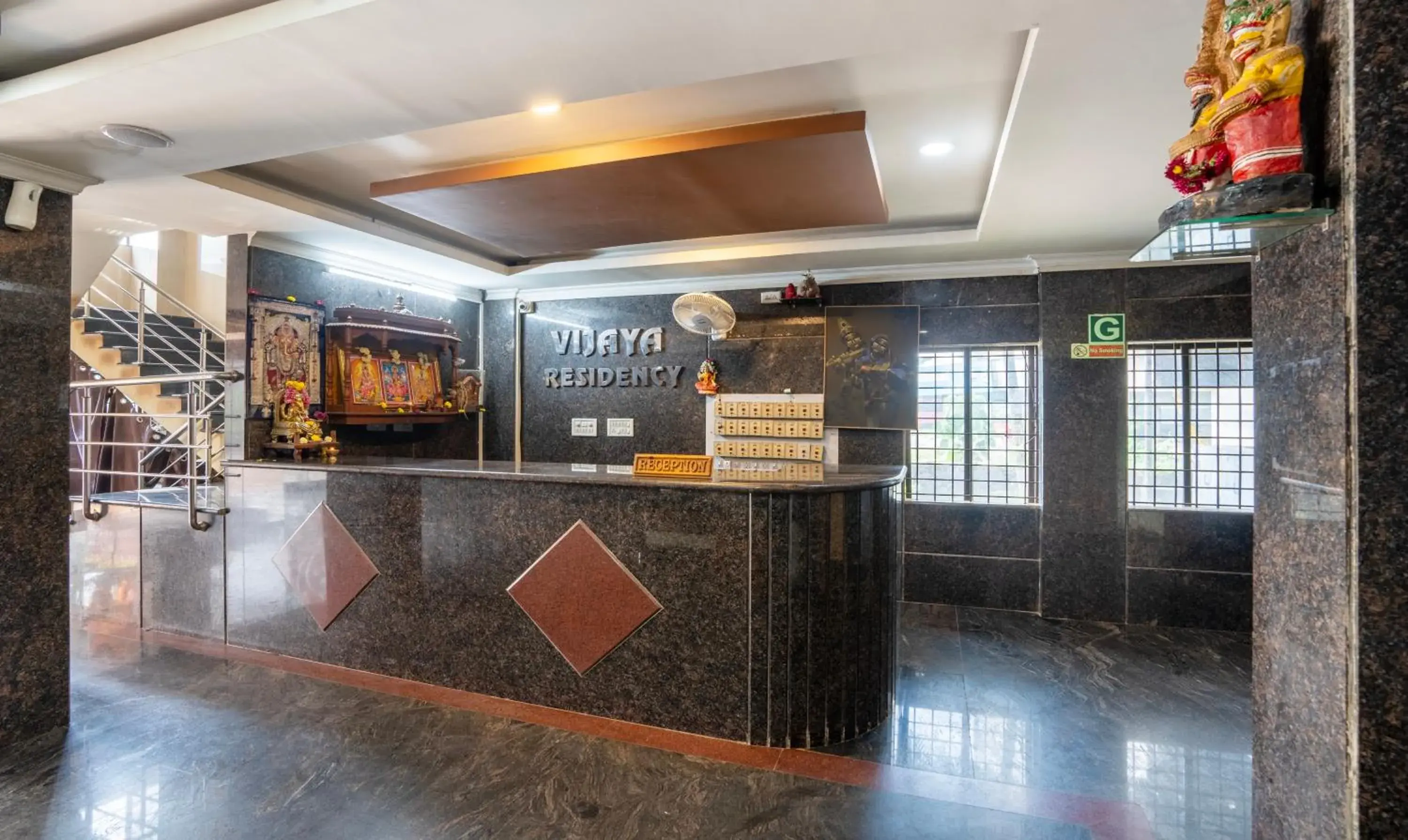Lobby or reception in Itsy Hotels Vijaya Residency Lobby or reception in Itsy Hotels Vijaya Residency