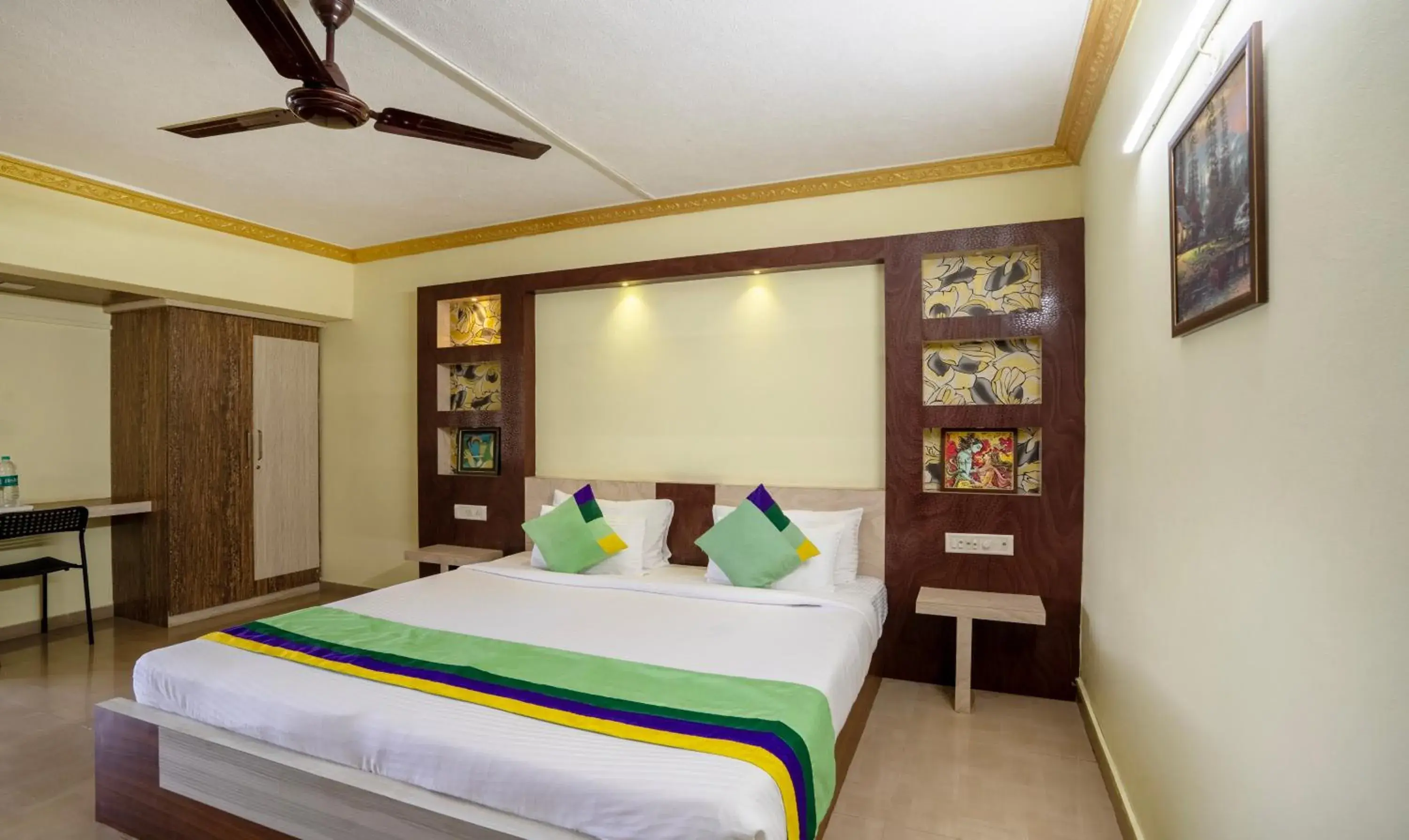 Bedroom, Bed in Itsy Hotels Vijaya Residency Bedroom, Bed in Itsy Hotels Vijaya Residency