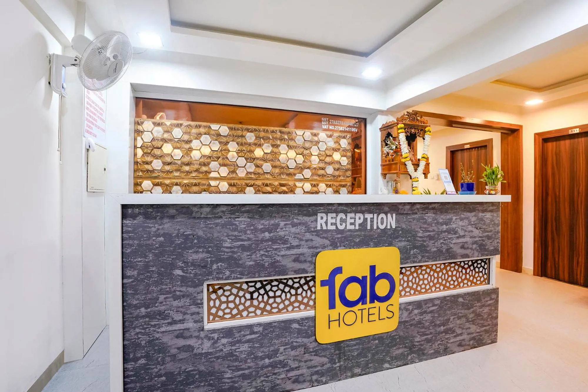 Lobby or reception in FabHotel Arsh Executive Inn