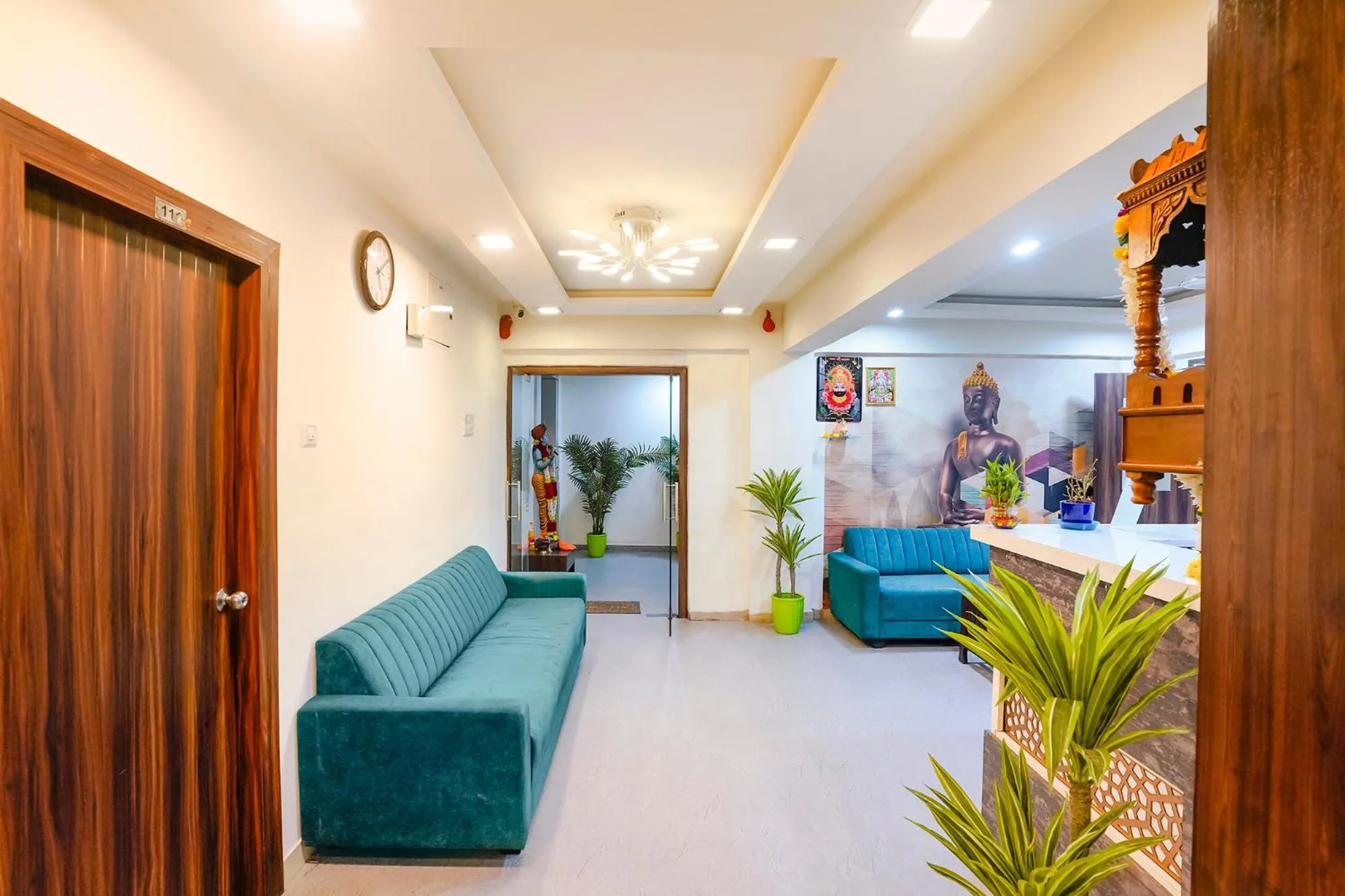Seating area in FabHotel Arsh Executive Inn