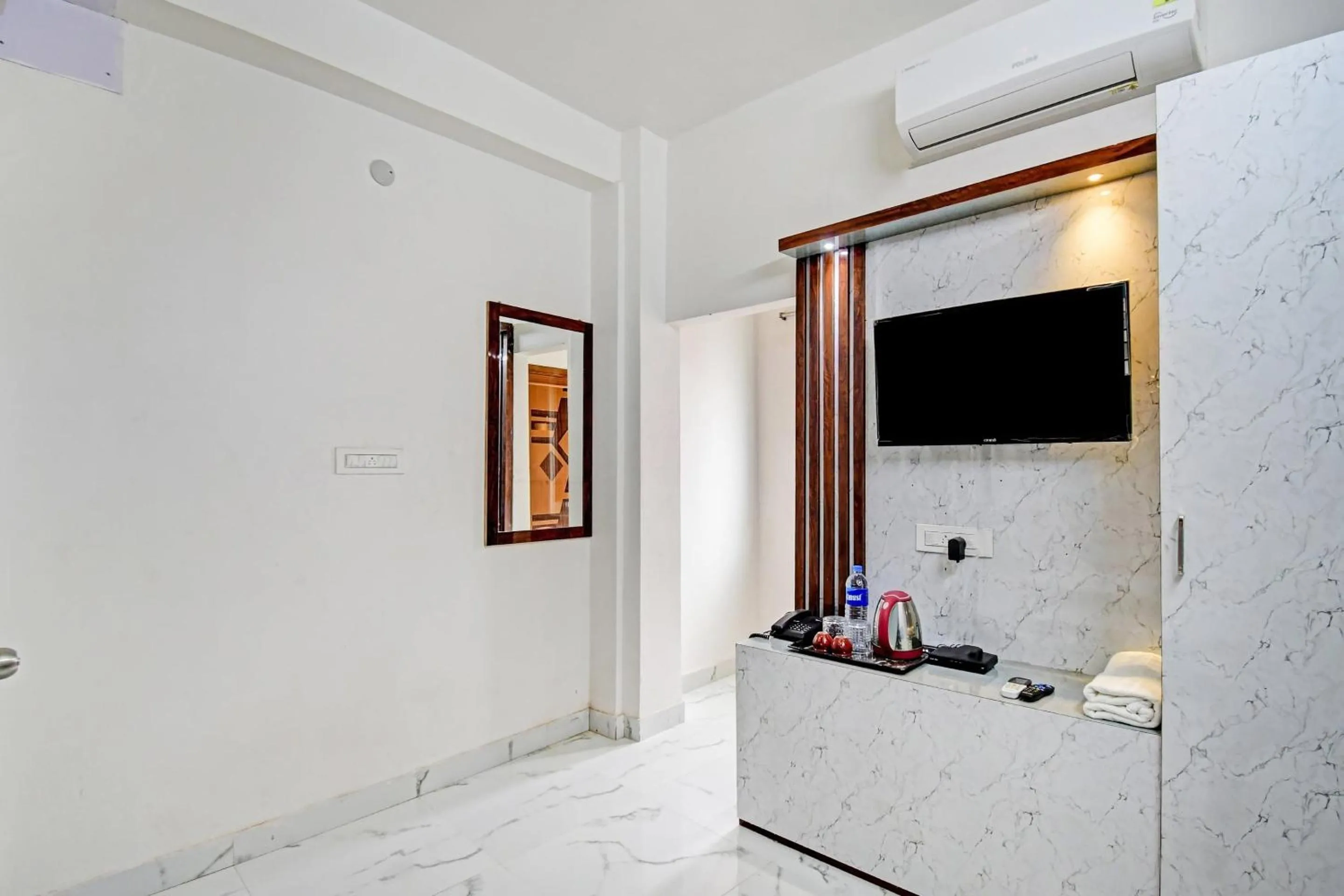 Hotel O Diamond Regency Near Birla Mandir
