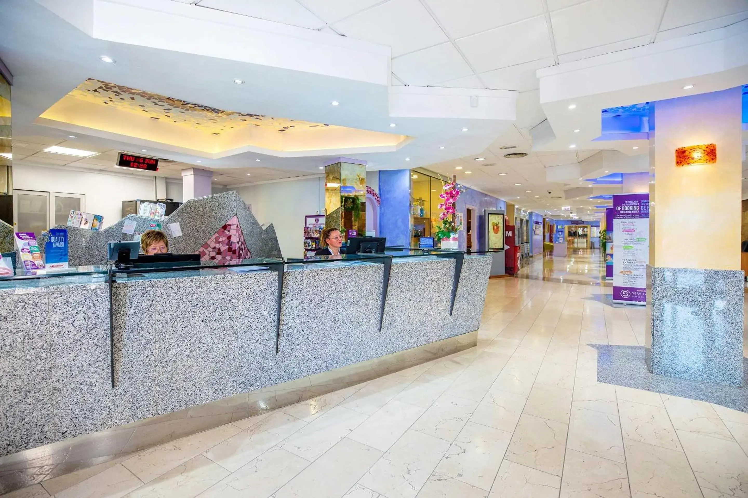 Lobby or reception in Hotel Servigroup Nereo Lobby or reception in Hotel Servigroup Nereo