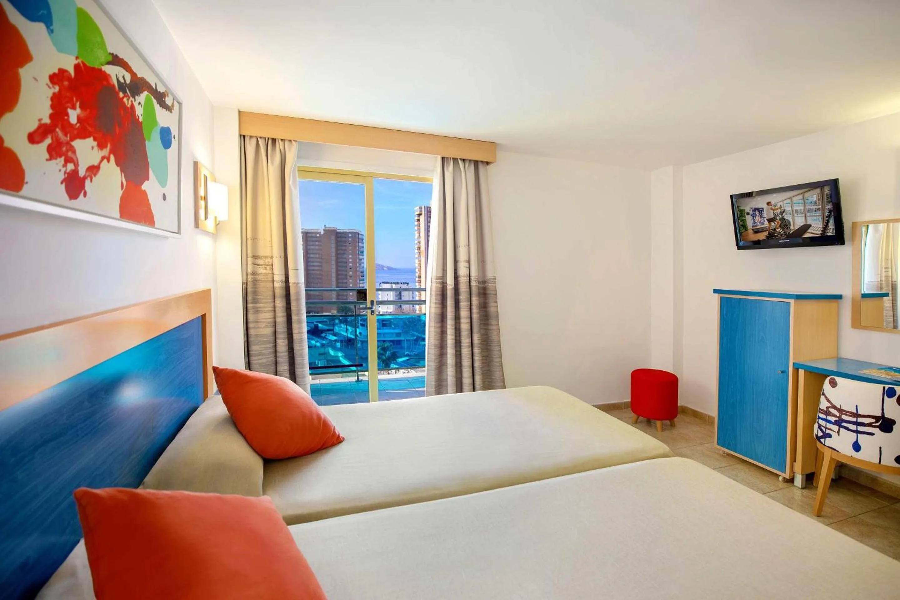 Photo of the whole room, Bed in Hotel Servigroup Nereo