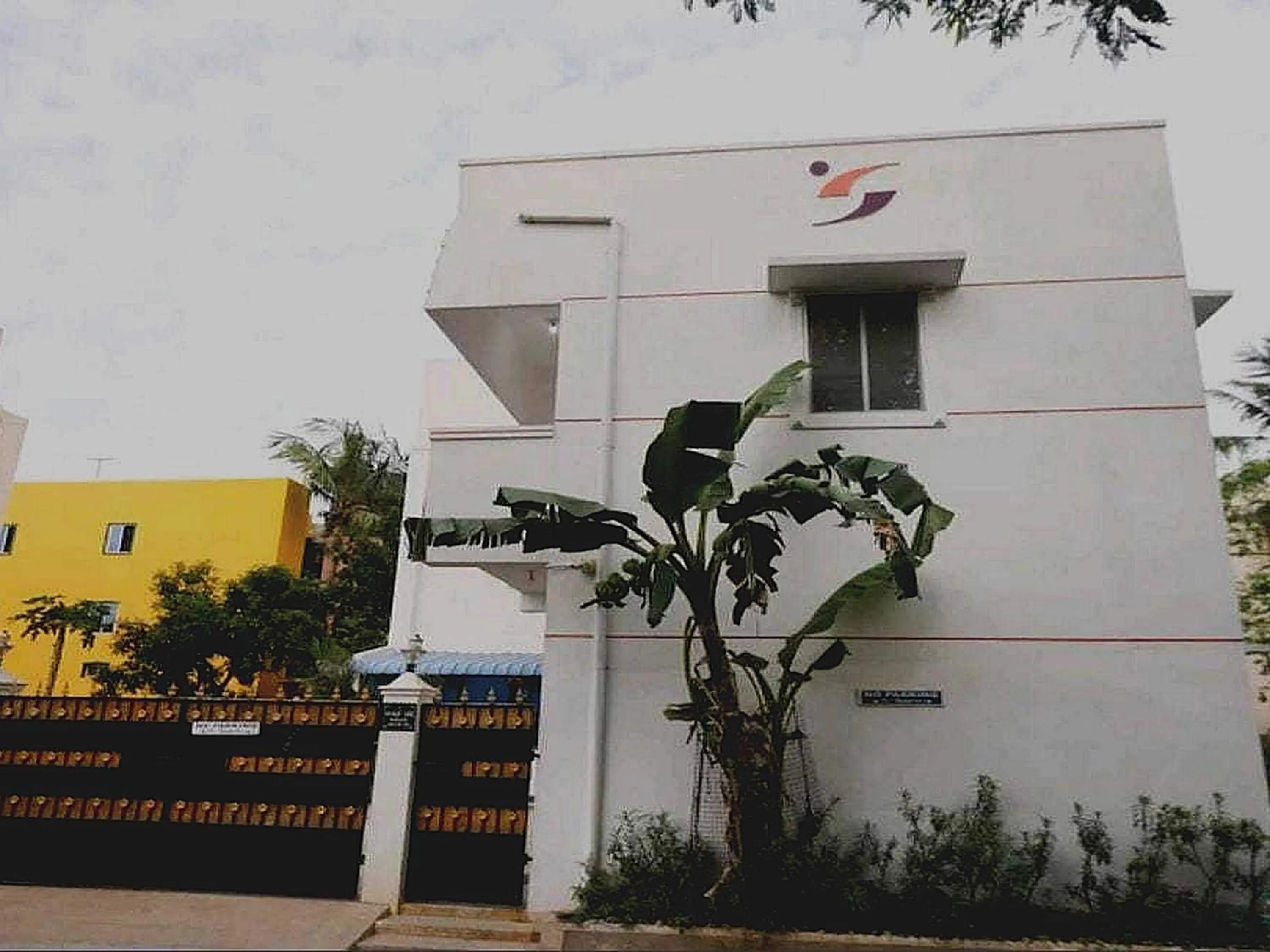 Facade/entrance in Hotel O SHAPPY INN