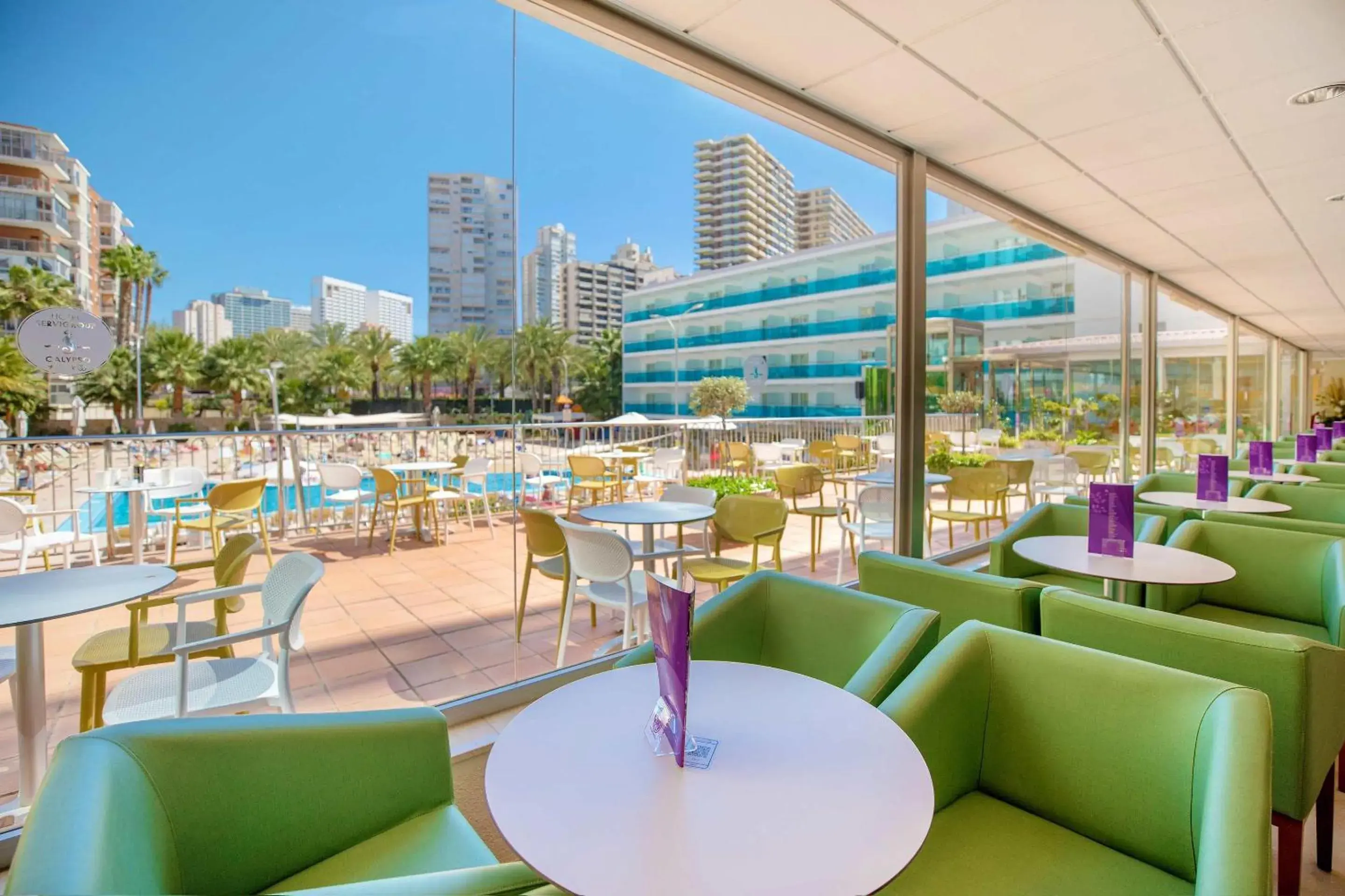 Lounge or bar in Hotel Servigroup Calypso Lounge or bar in Hotel Servigroup Calypso
