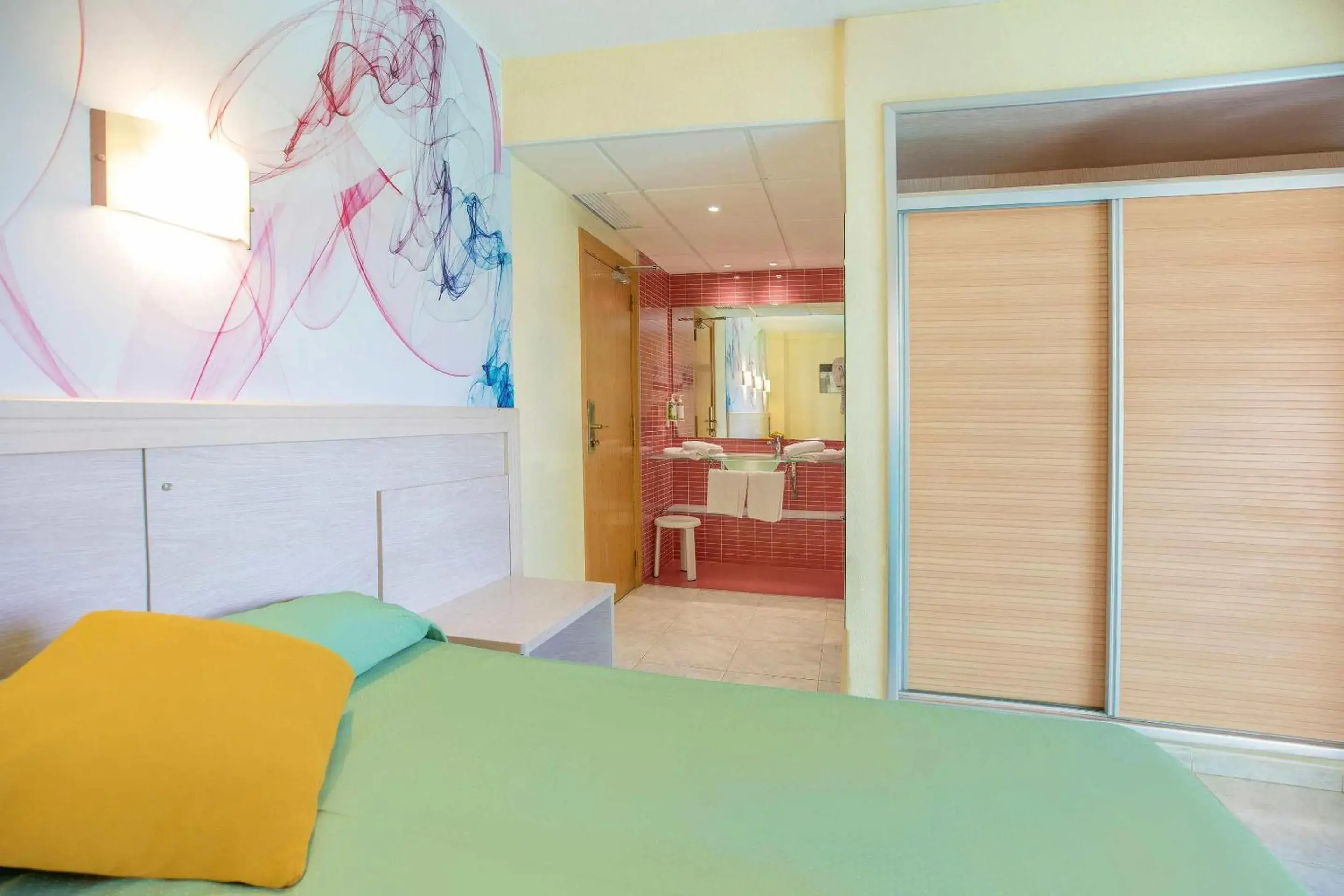 Photo of the whole room, Bed in Hotel Servigroup Calypso Photo of the whole room, Bed in Hotel Servigroup Calypso