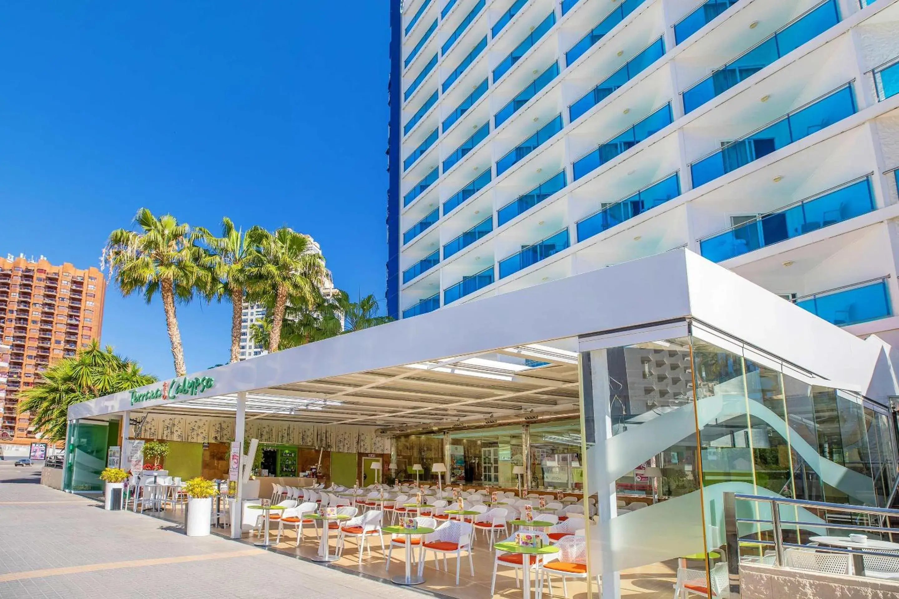 Lounge or bar in Hotel Servigroup Calypso Lounge or bar in Hotel Servigroup Calypso