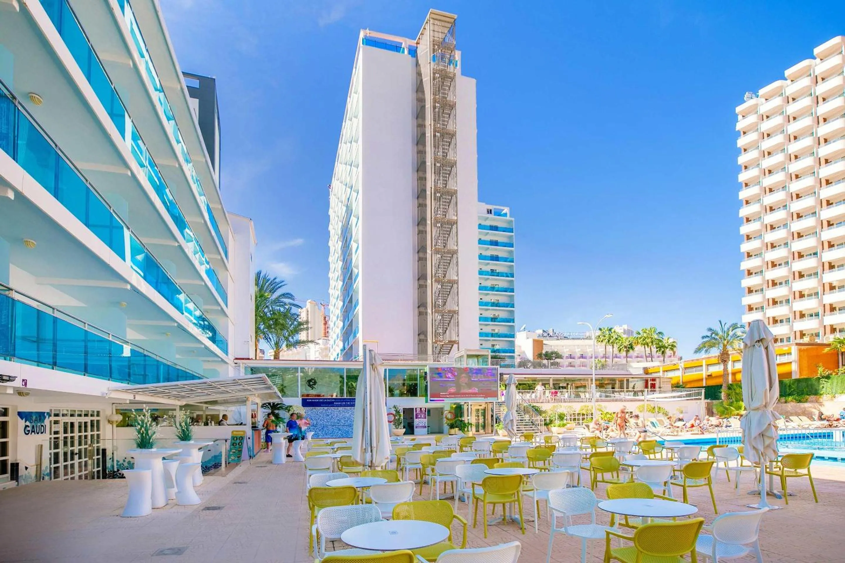 Balcony/Terrace in Hotel Servigroup Calypso