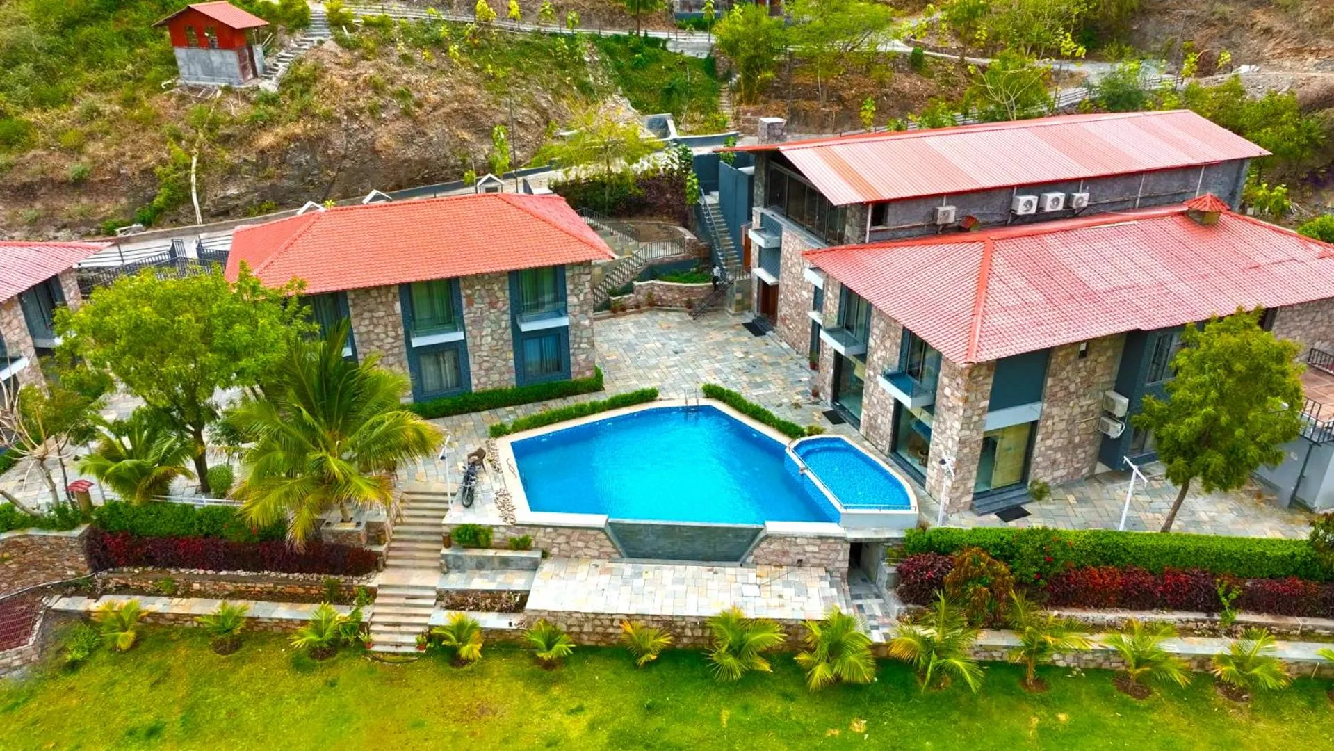 Property building, Bird's-eye View in The Divine Hills Resort