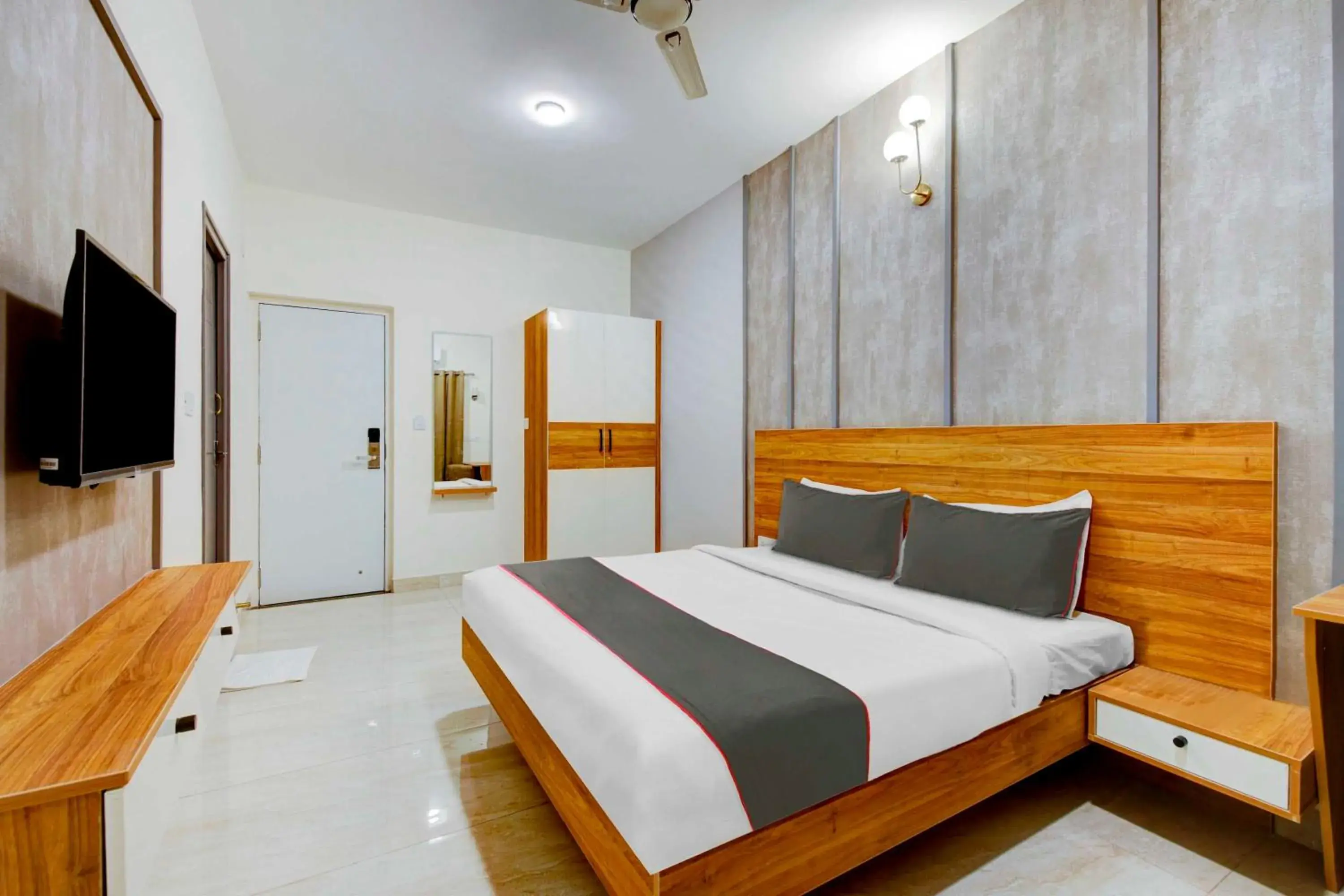 Bedroom, Bed in Collection O Royal Elevar Bedroom, Bed in Collection O Royal Elevar