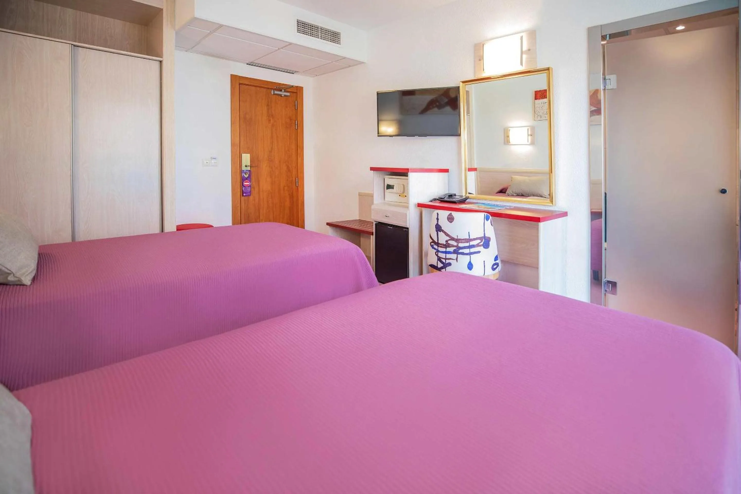 Photo of the whole room, Bed in Hotel Servigroup Venus