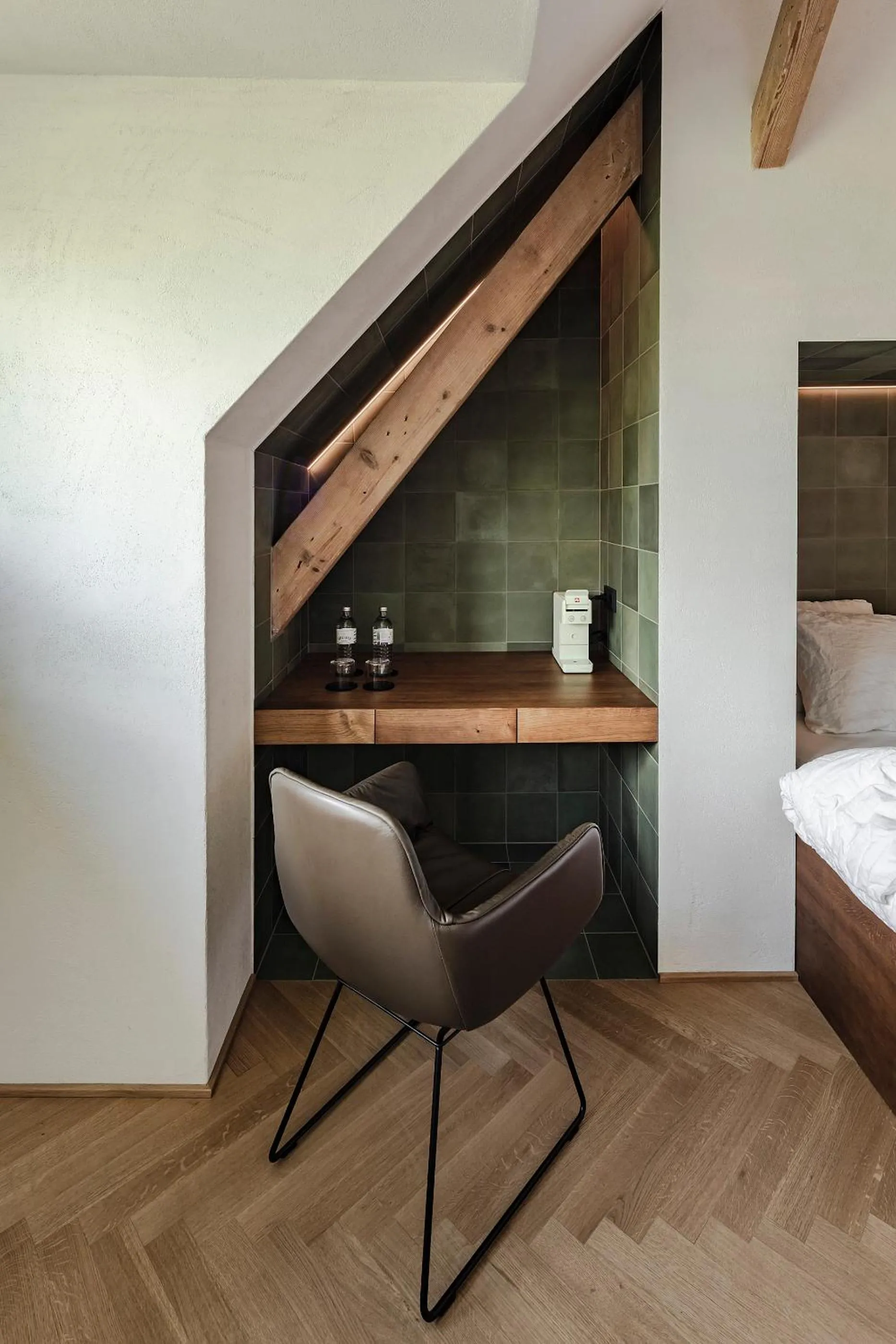 Bed in Lukas Kapeller Hotel und Restaurant