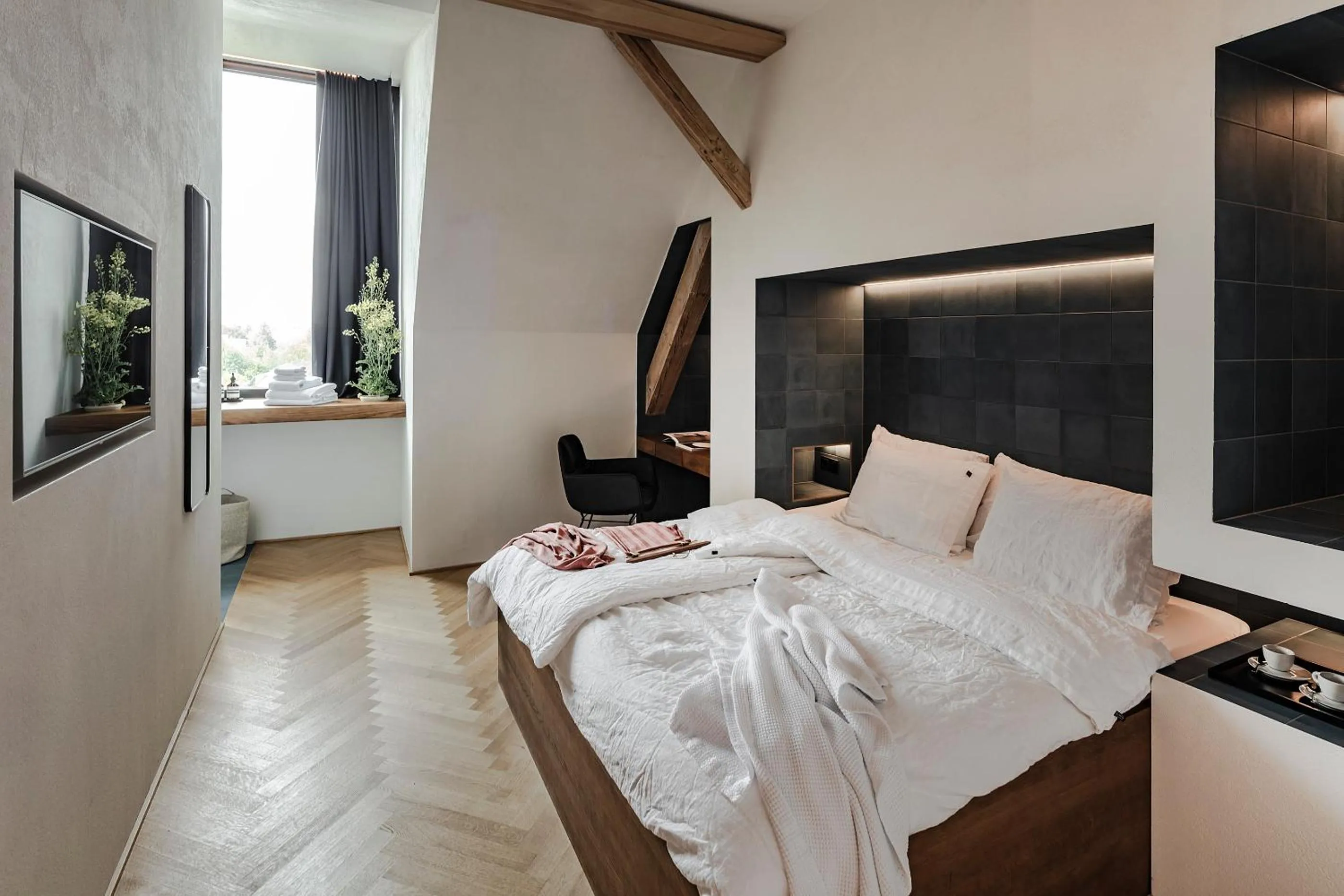 Bed in Lukas Kapeller Hotel und Restaurant