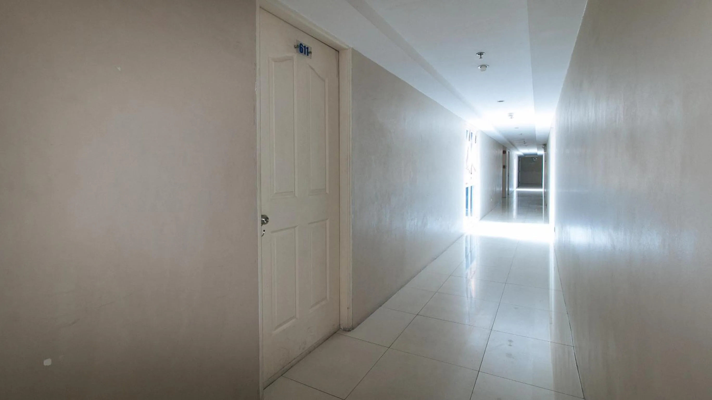 Floor plan in RedDoorz @ Melbourne Suites Makati