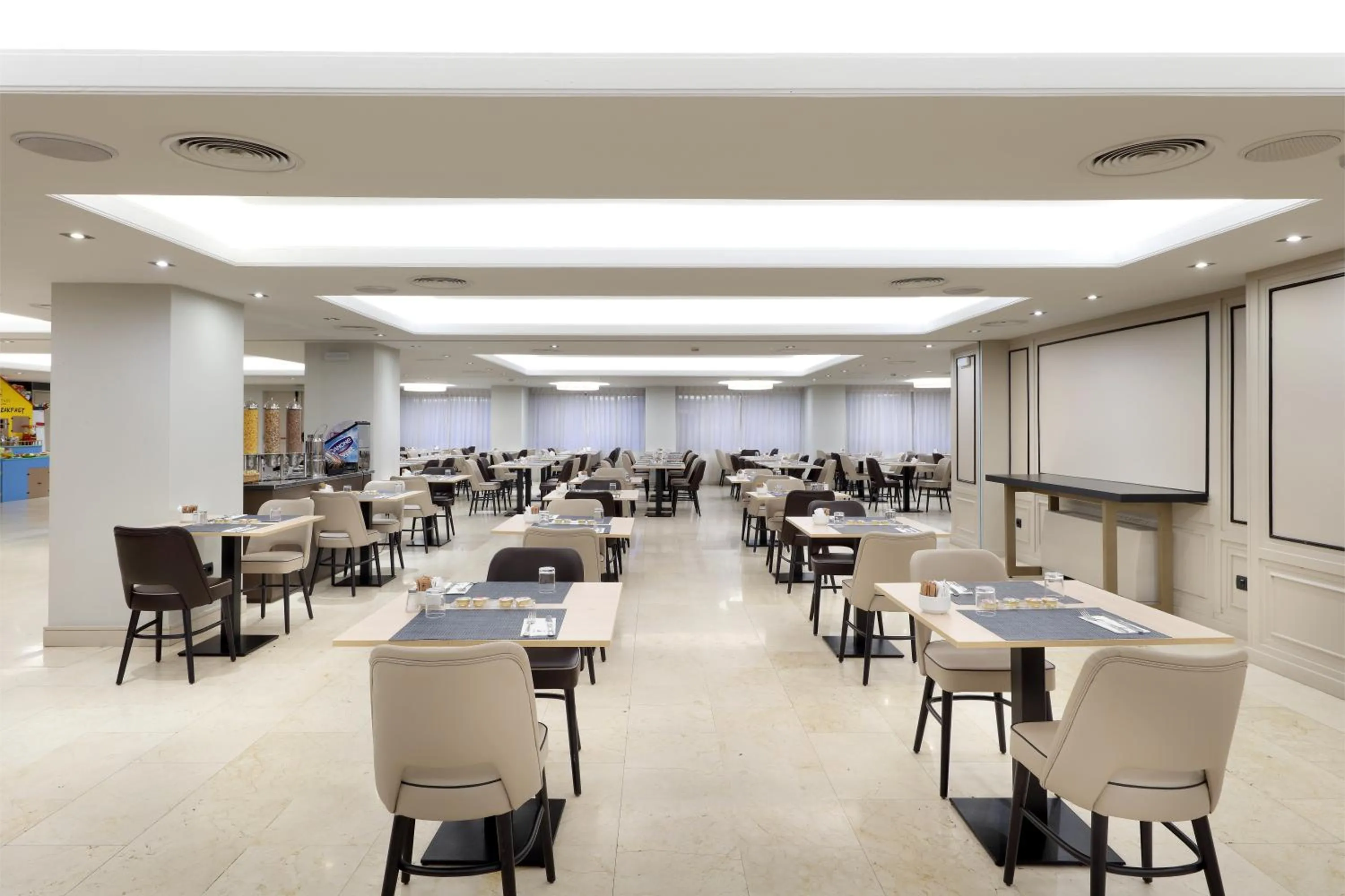 Lounge or bar in Exe Rey Don Jaime