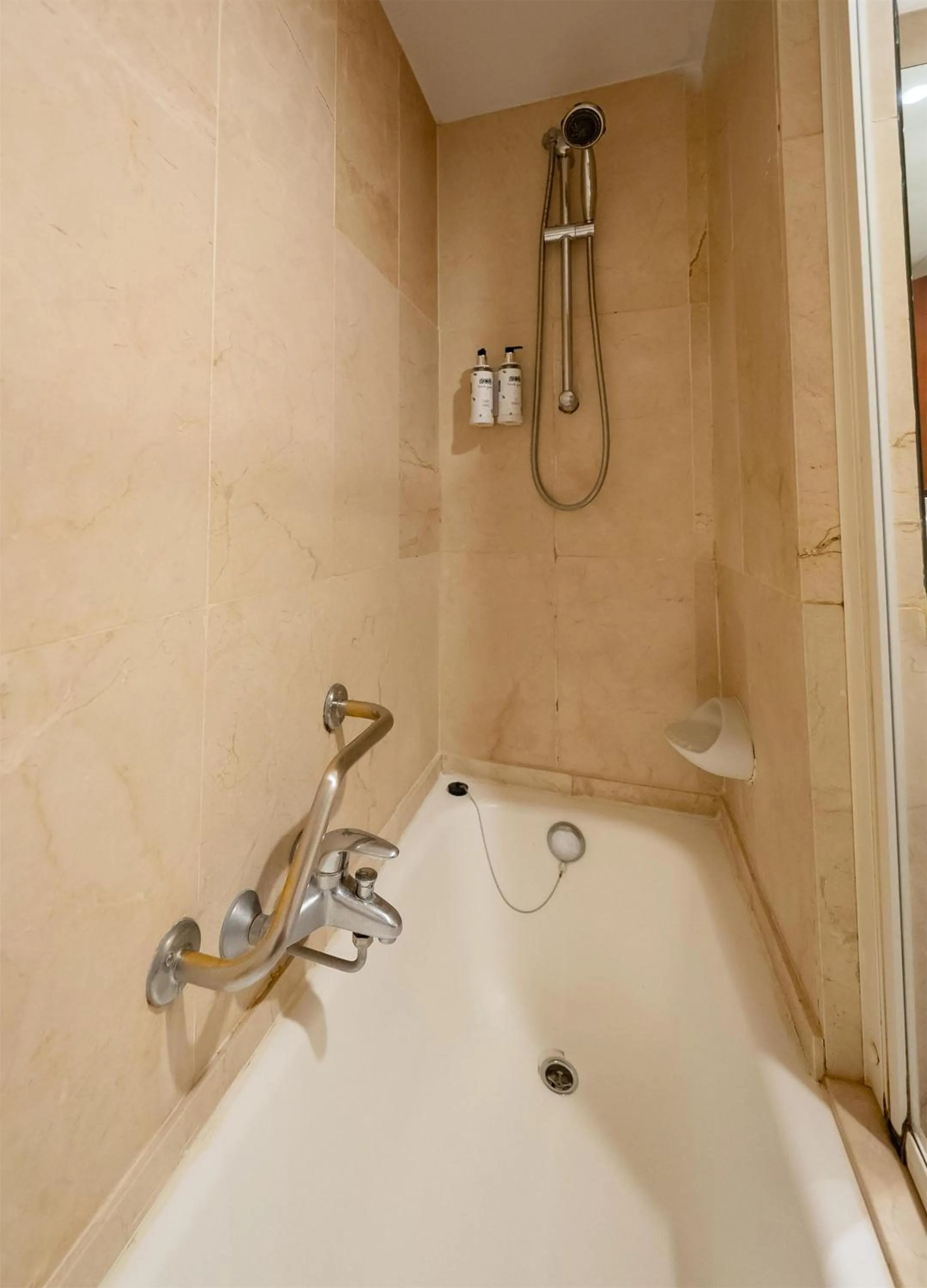 Bathroom in Best Western Premier CMC Girona