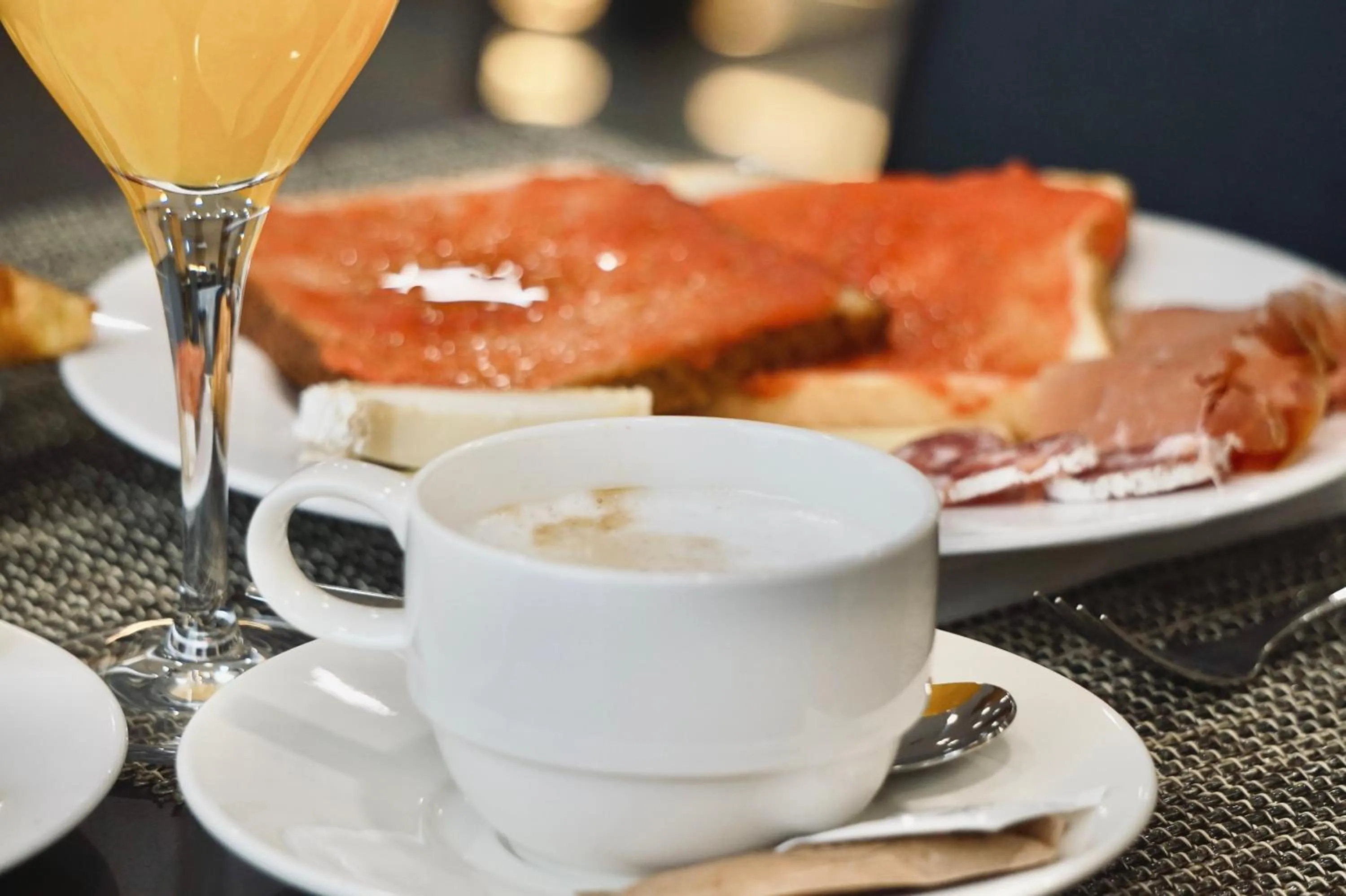 Breakfast in Best Western Premier CMC Girona